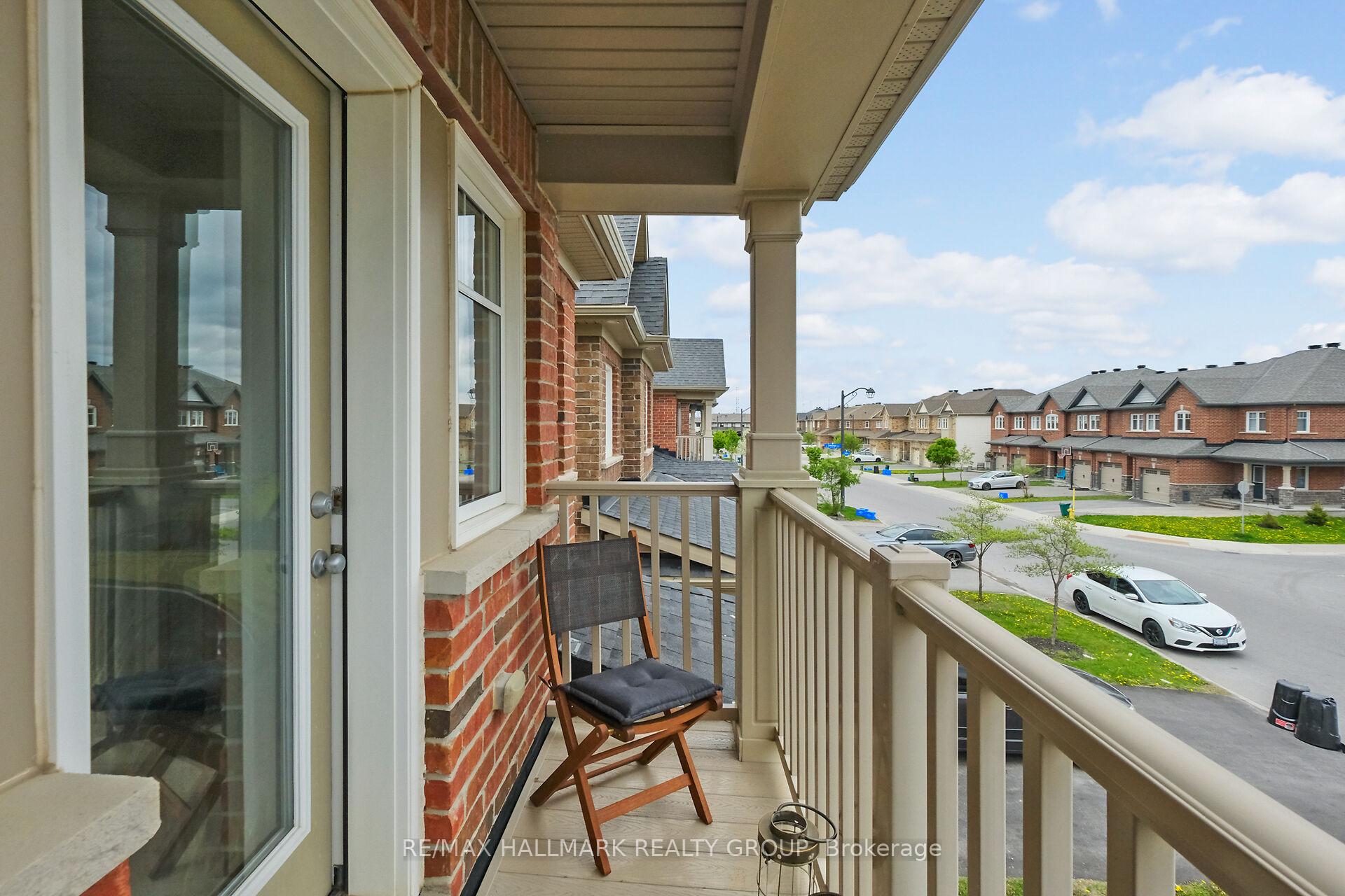 Photo 25 of 74 Tapadero Avenue, Ottawa, Kanata - Emerald Meadows/Trailwest — HOMEH