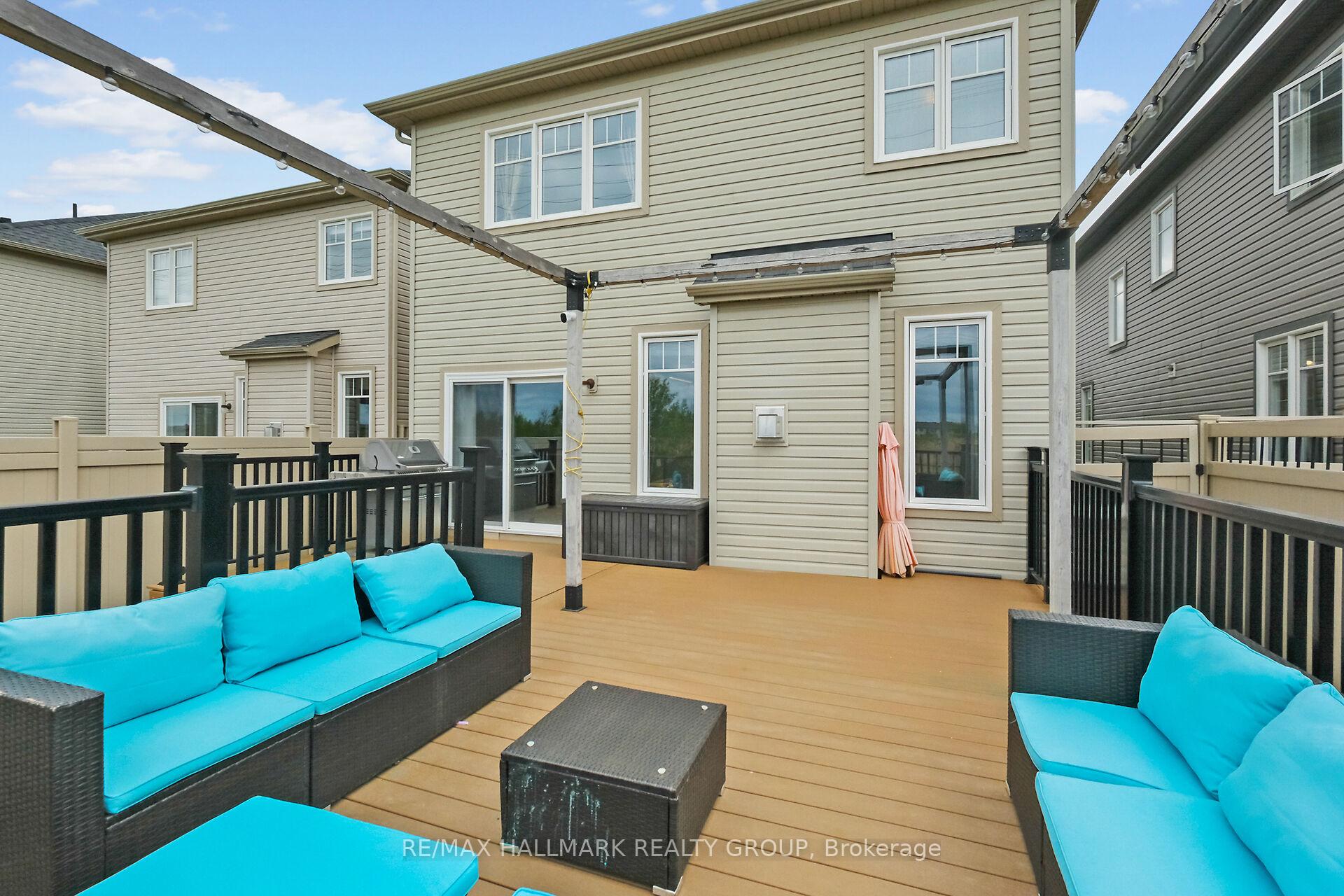 Photo 46 of 74 Tapadero Avenue, Ottawa, Kanata - Emerald Meadows/Trailwest — HOMEH