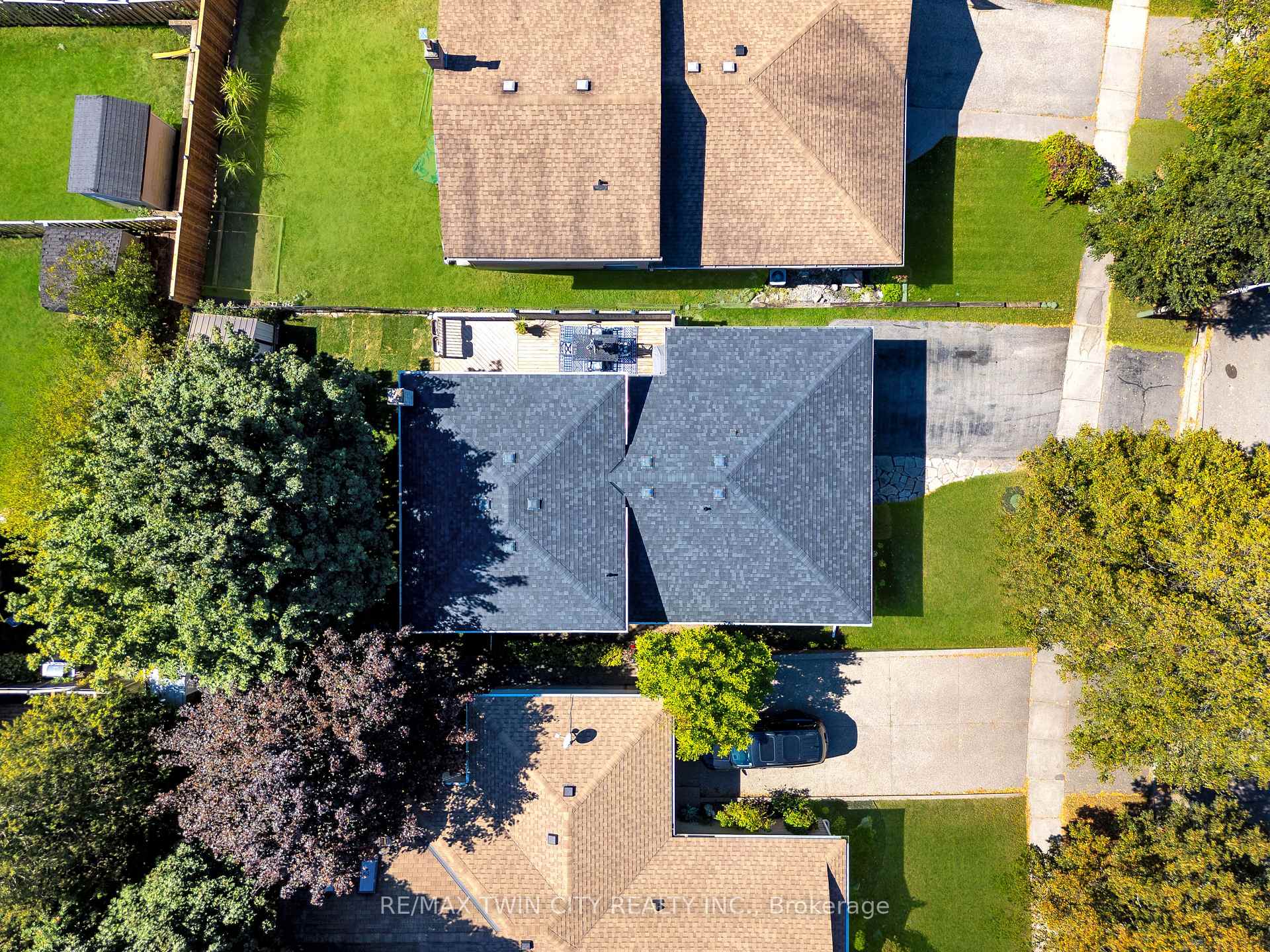 Photo 23 of 27 Wheatfield Crescent, Kitchener — HOMEH