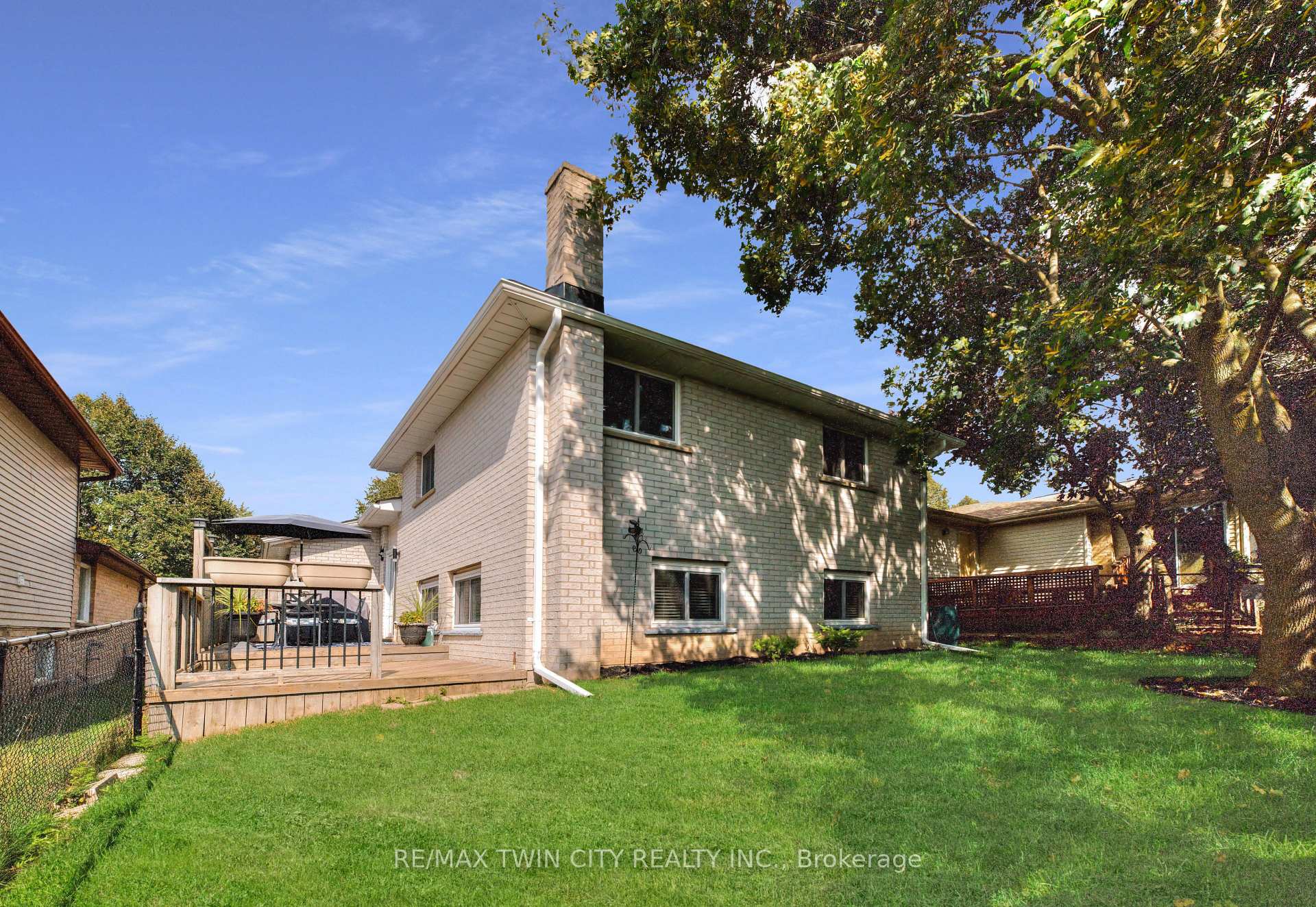 Photo 29 of 27 Wheatfield Crescent, Kitchener — HOMEH