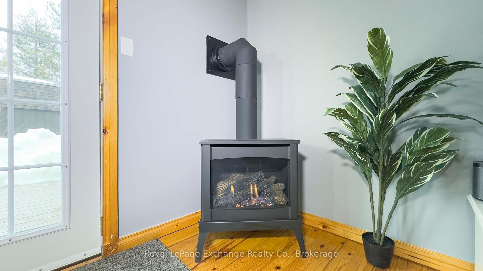 Photo 12 of 668 Hunter Street, Kincardine — HOMEH