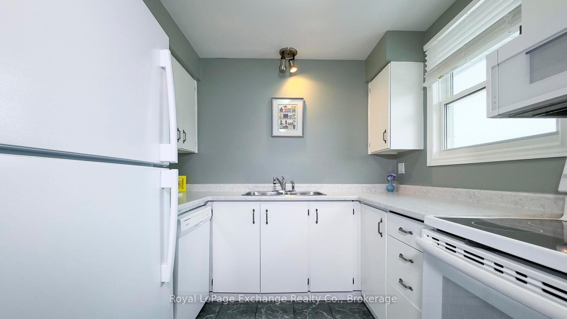 Photo 18 of 668 Hunter Street, Kincardine — HOMEH