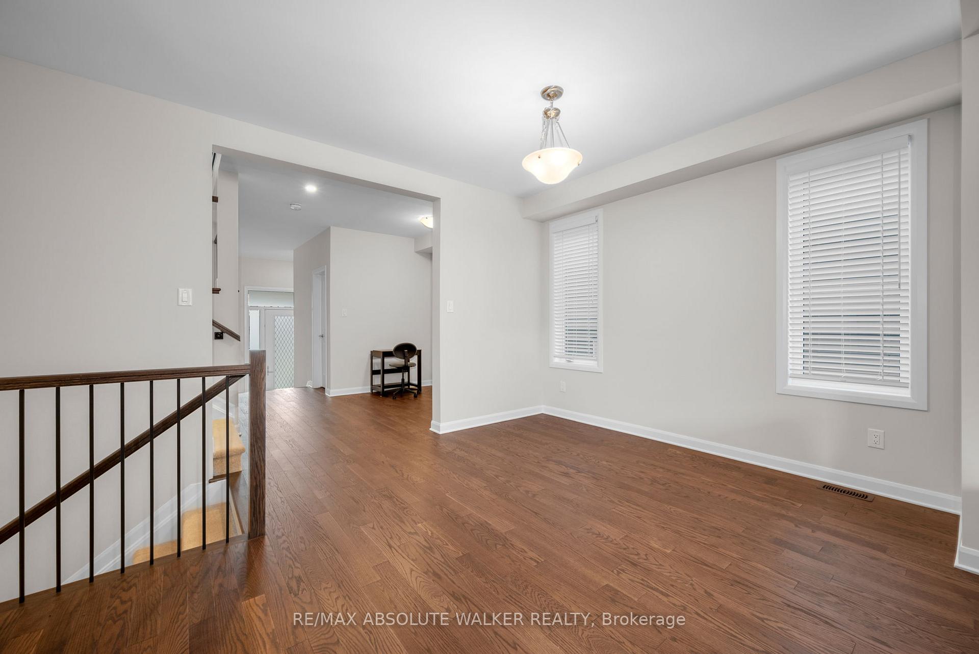 Photo 8 of 529 Anchor Circle, Ottawa, Mahogany Community — HOMEH
