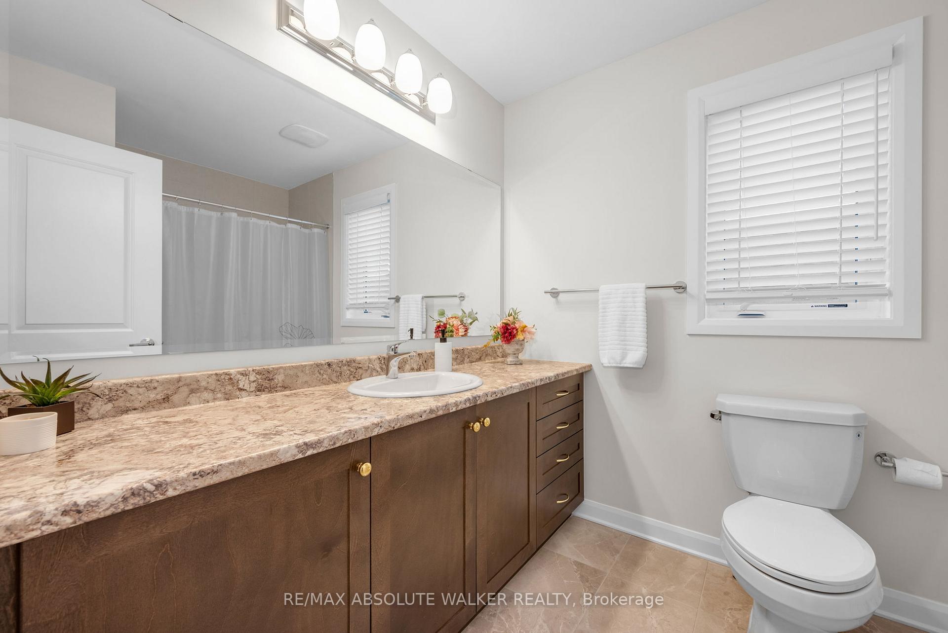Photo 29 of 529 Anchor Circle, Ottawa, Mahogany Community — HOMEH