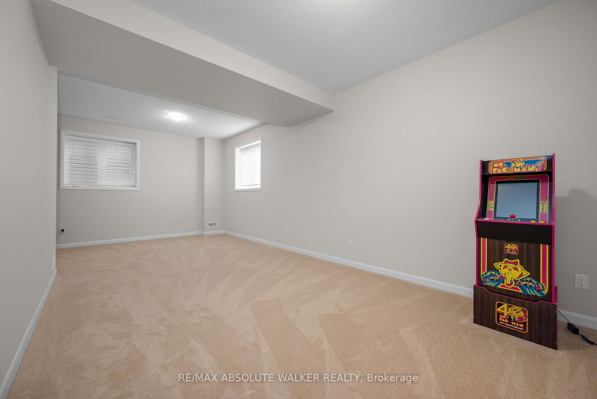 Photo 30 of 529 Anchor Circle, Ottawa, Mahogany Community — HOMEH