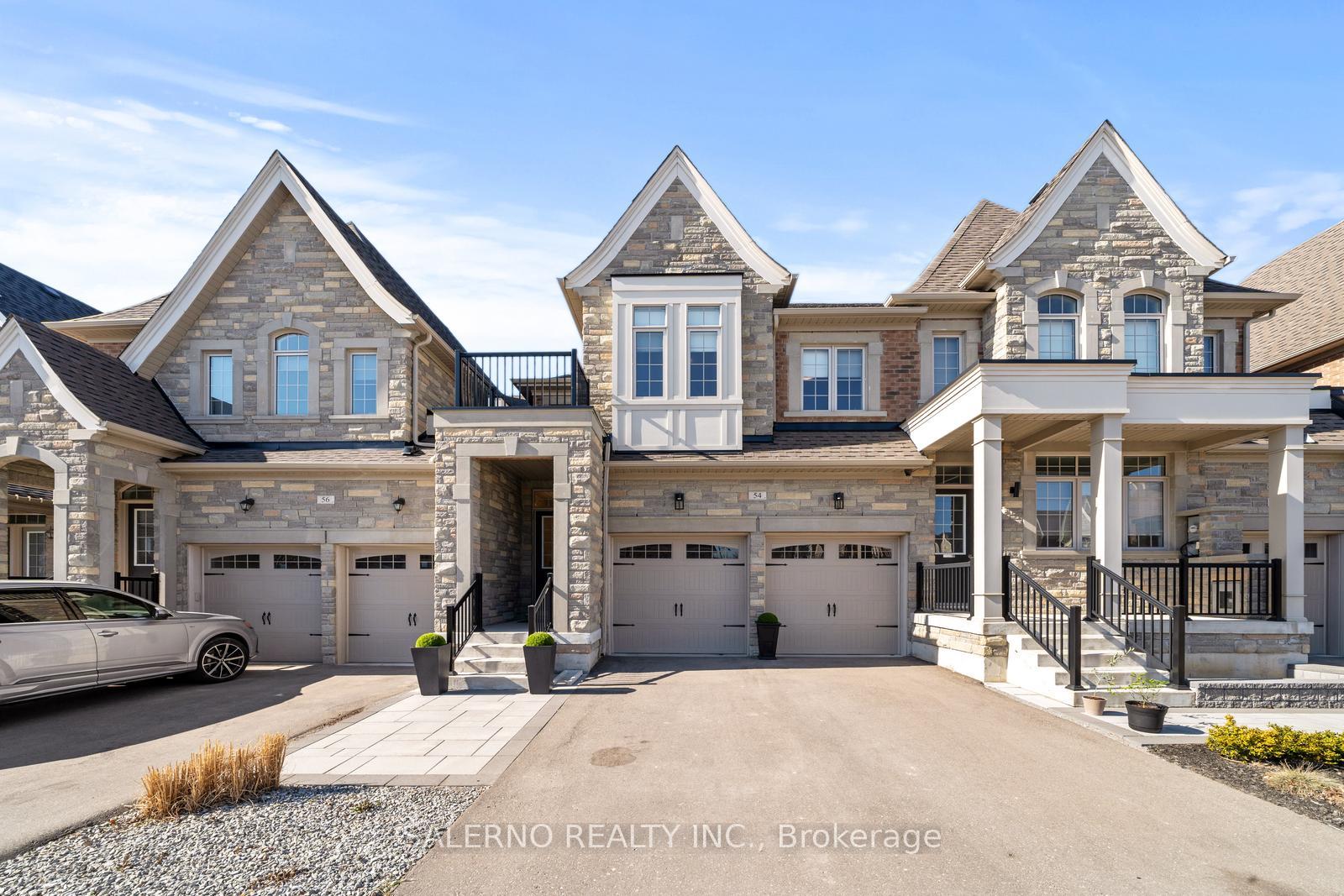 Photo 2 of 54 Tatton Court, King, King City — HOMEH
