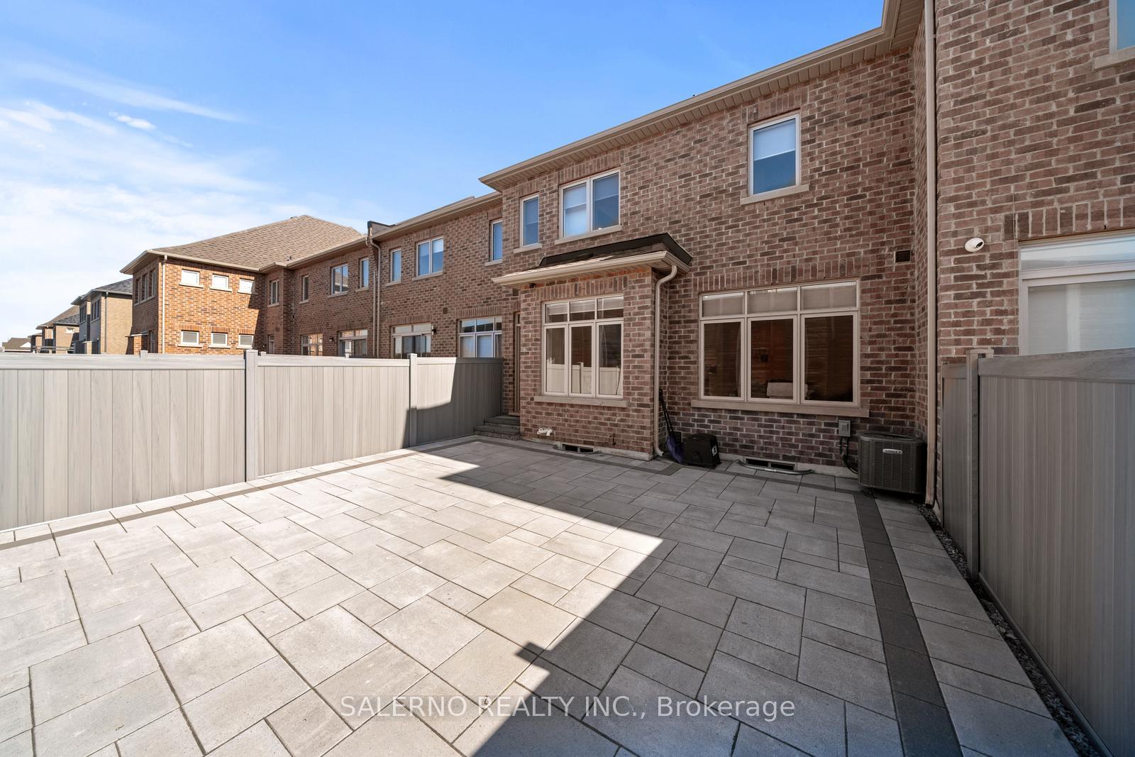 Photo 41 of 54 Tatton Court, King, King City — HOMEH