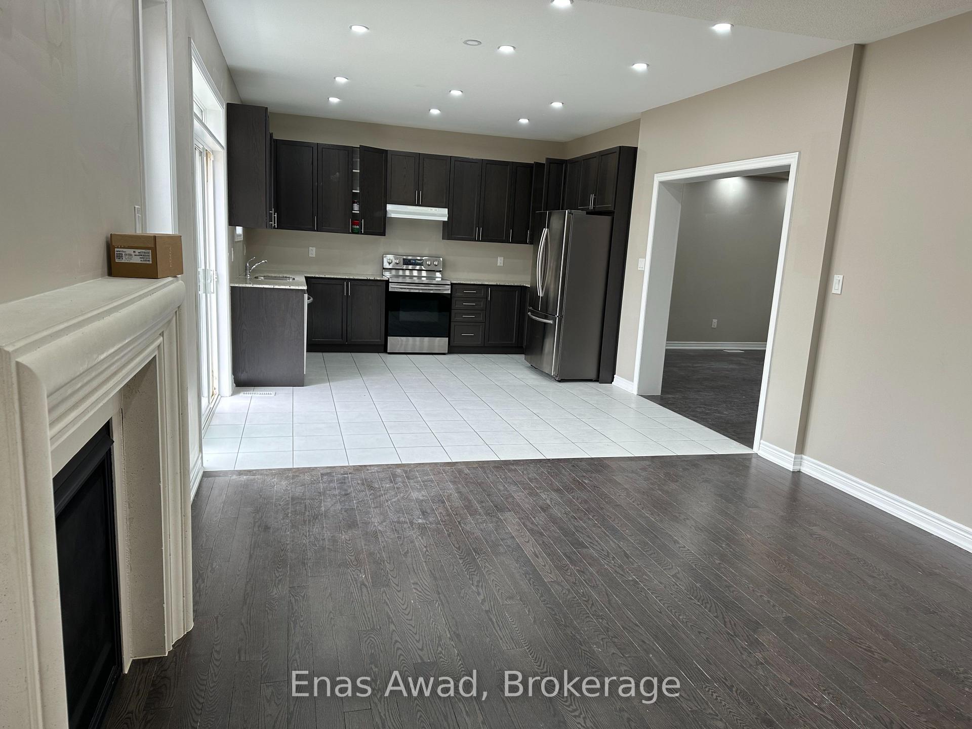 Photo 8 of 1026 Green Street, Innisfil, Lefroy — HOMEH