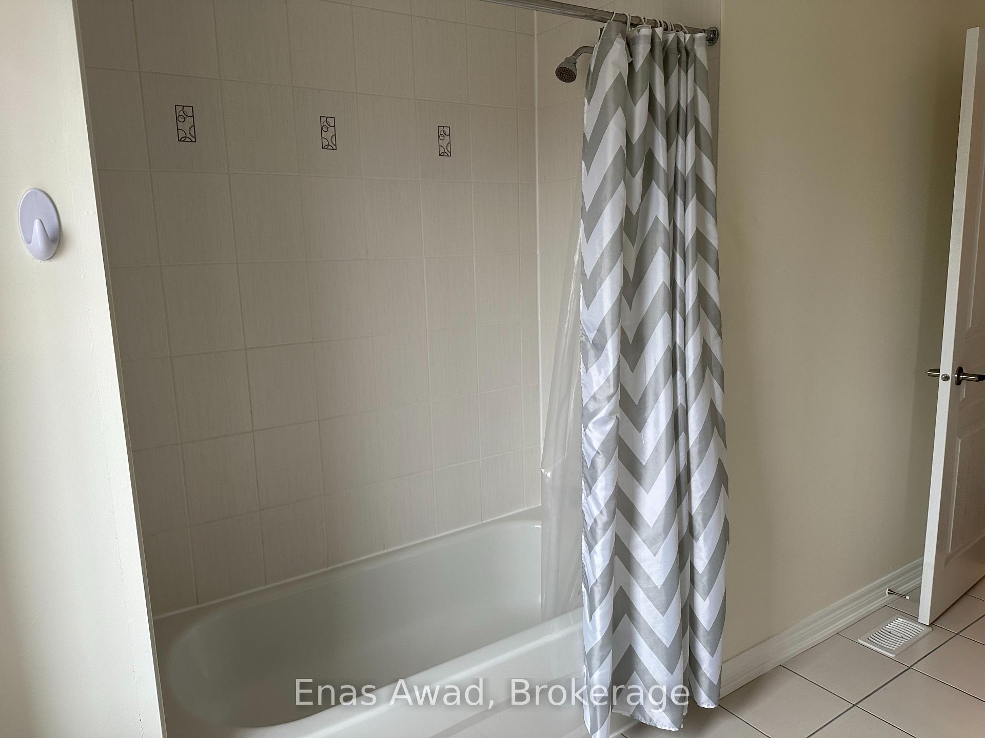 Photo 32 of 1026 Green Street, Innisfil, Lefroy — HOMEH