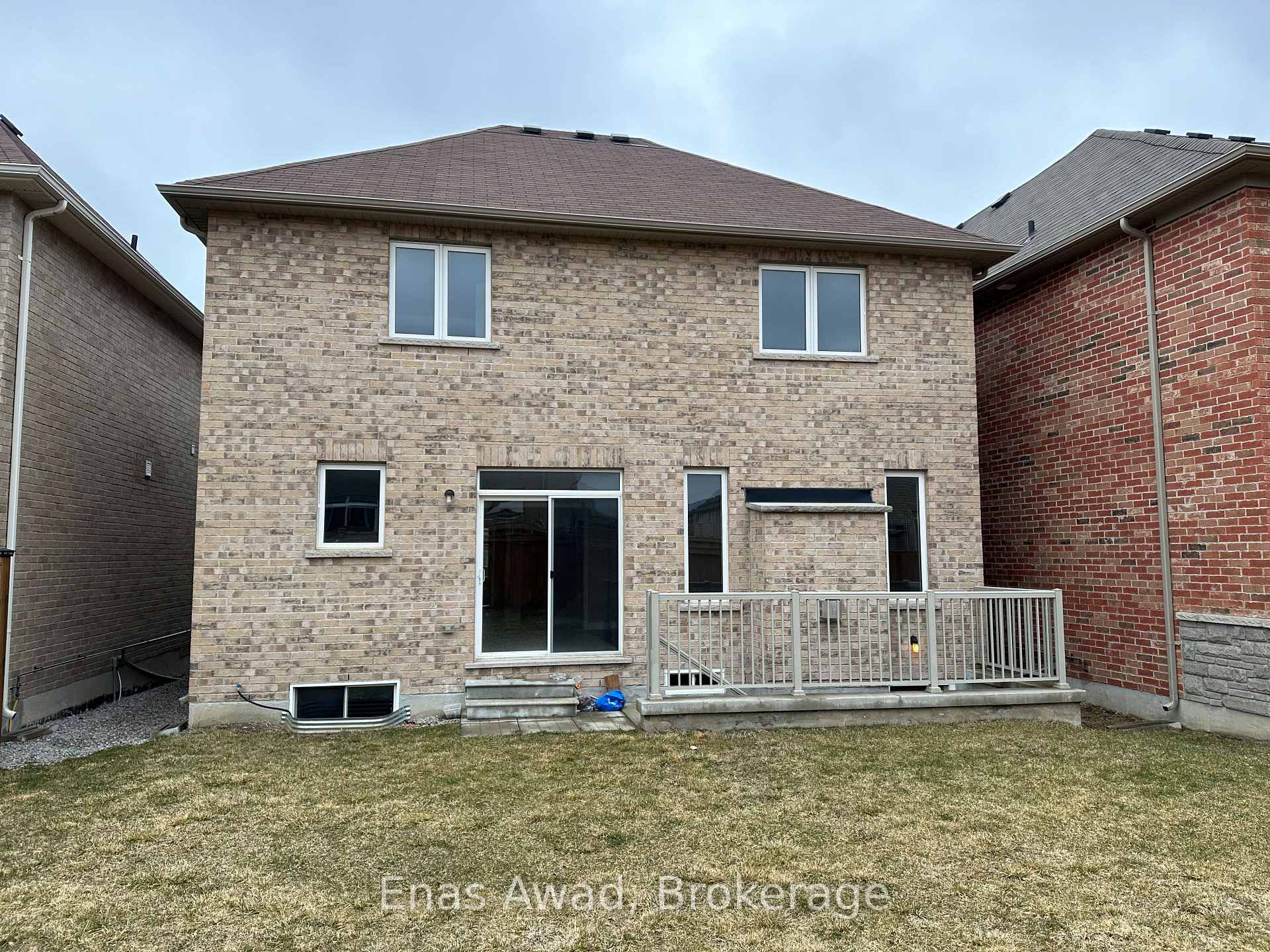 Photo 45 of 1026 Green Street, Innisfil, Lefroy — HOMEH