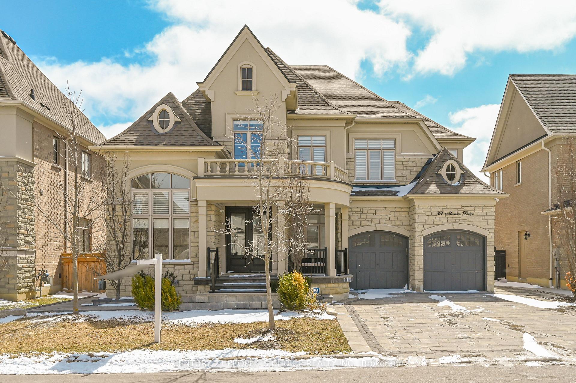 Front of 39 Munsie Drive