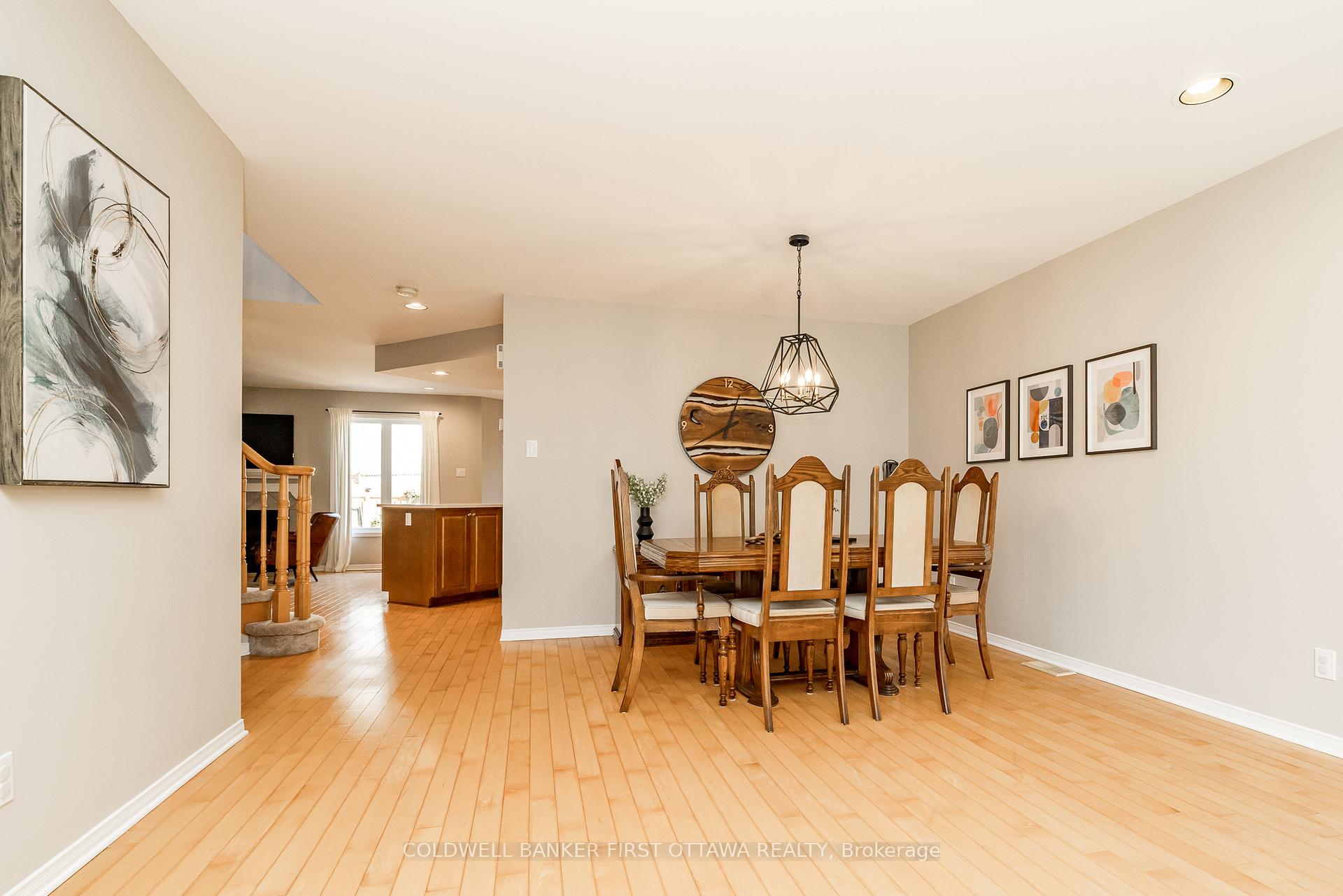 Photo 9 of 491 Meadowbreeze Drive, Ottawa, Kanata - Emerald Meadows/Trailwest — HOMEH