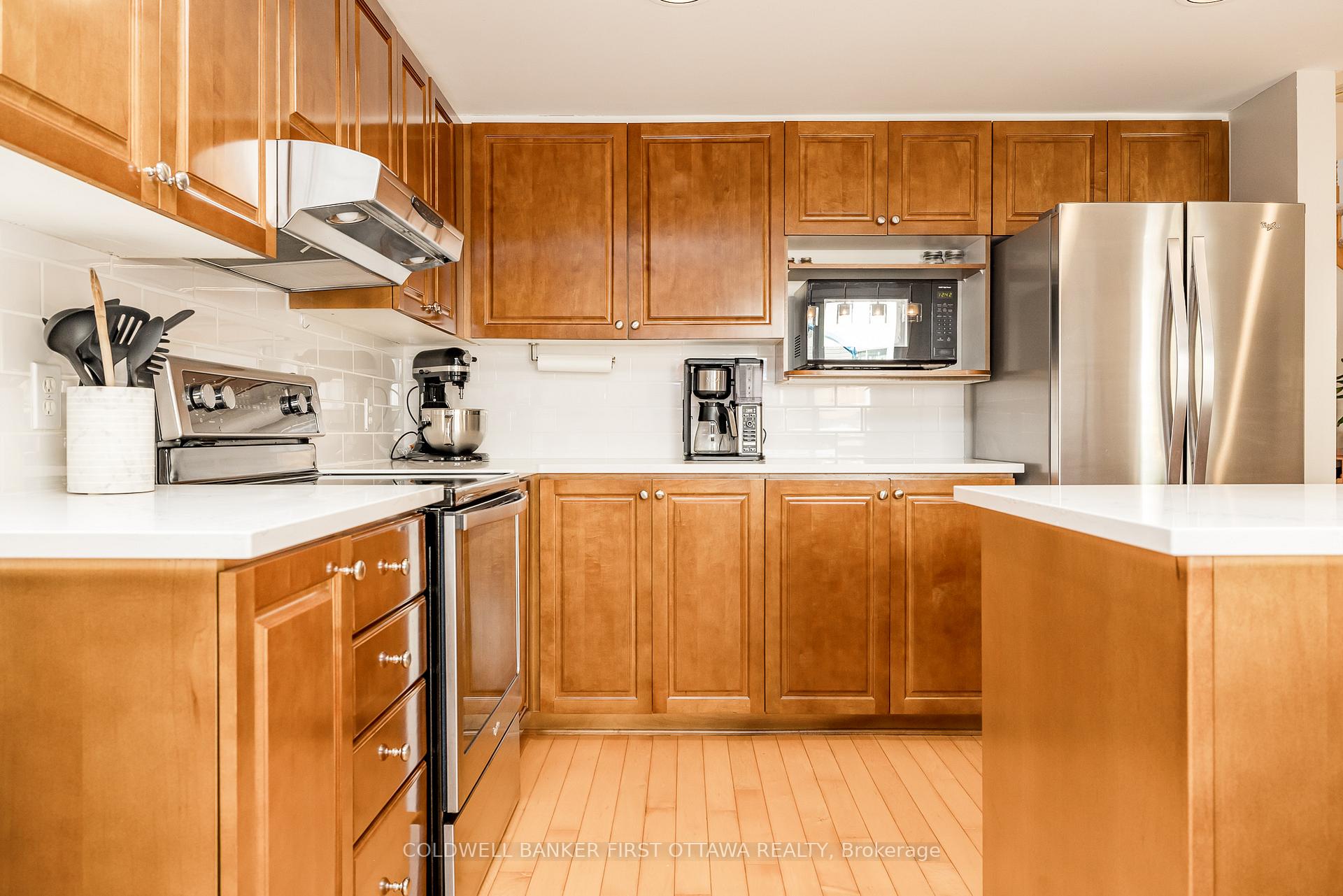 Photo 15 of 491 Meadowbreeze Drive, Ottawa, Kanata - Emerald Meadows/Trailwest — HOMEH