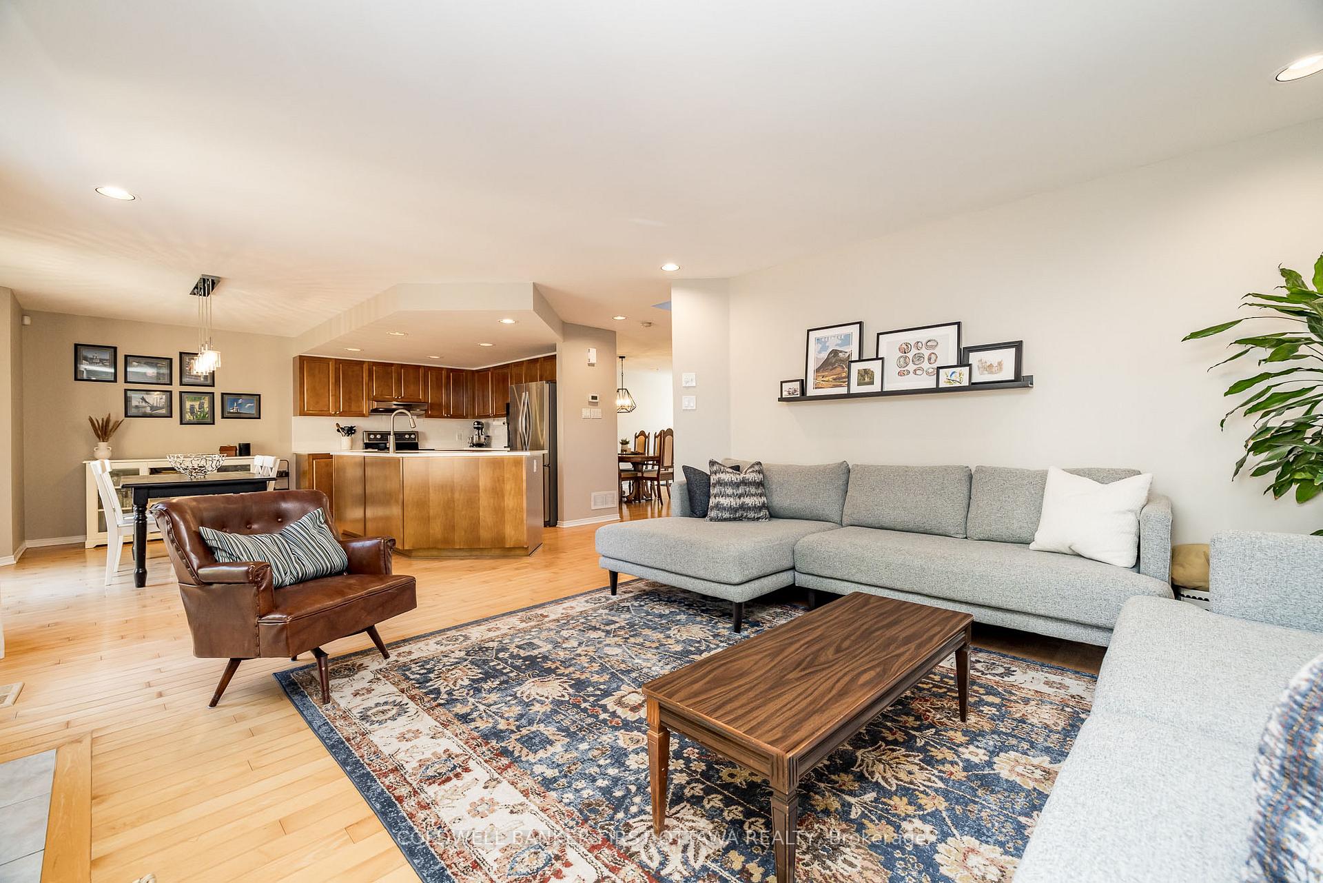 Photo 22 of 491 Meadowbreeze Drive, Ottawa, Kanata - Emerald Meadows/Trailwest — HOMEH