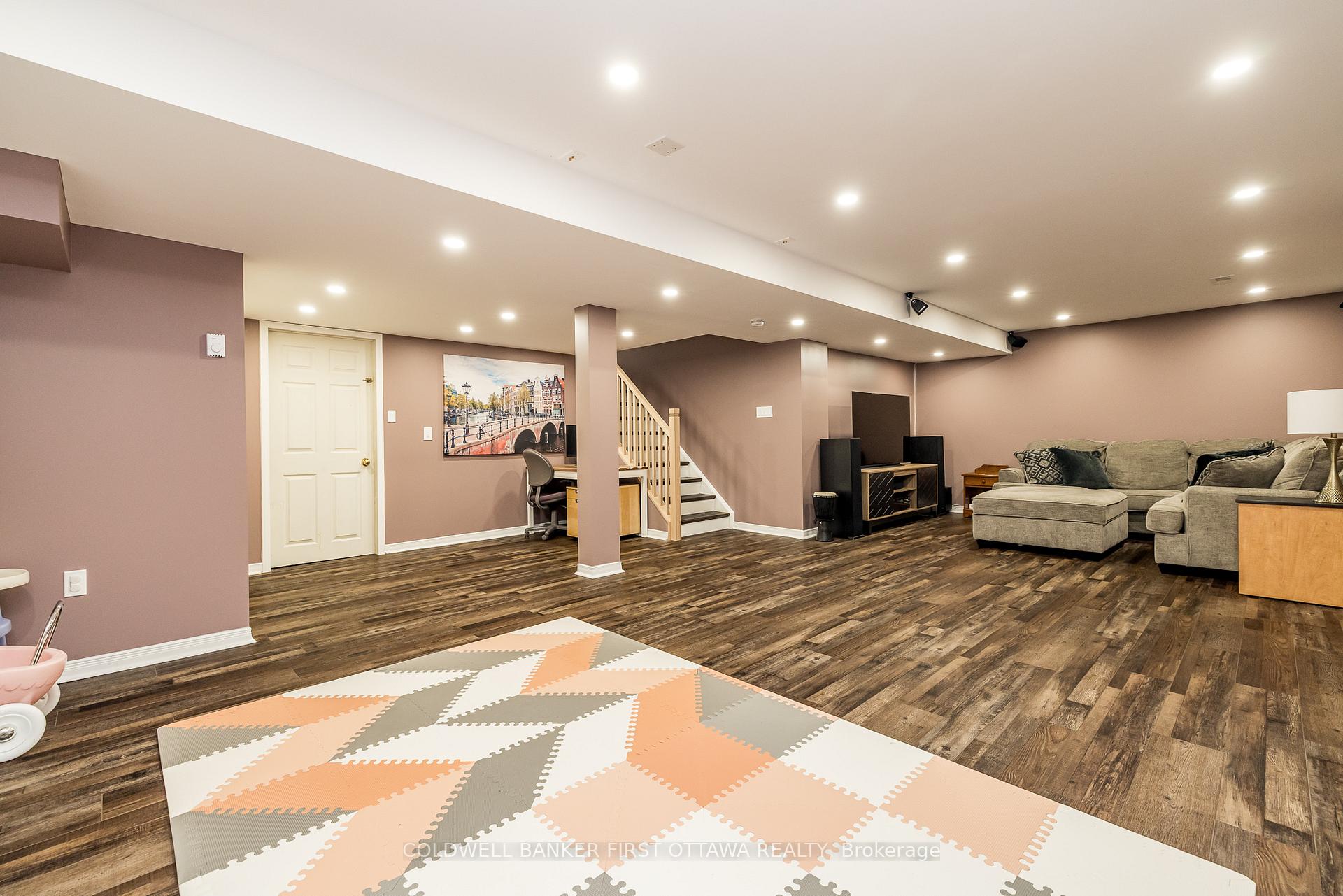 Photo 43 of 491 Meadowbreeze Drive, Ottawa, Kanata - Emerald Meadows/Trailwest — HOMEH