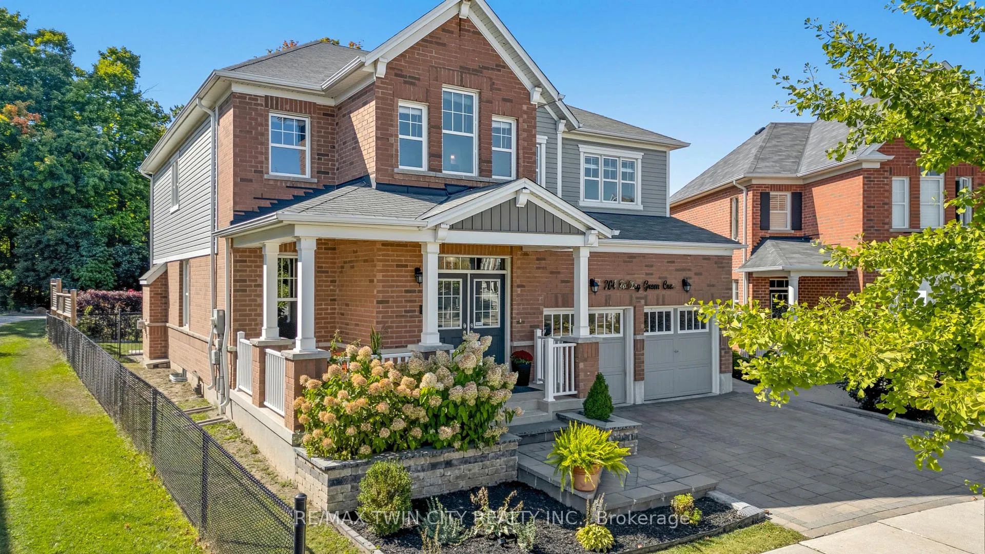 Photo 1 of 304 Falling Green Crescent, Kitchener — HOMEH