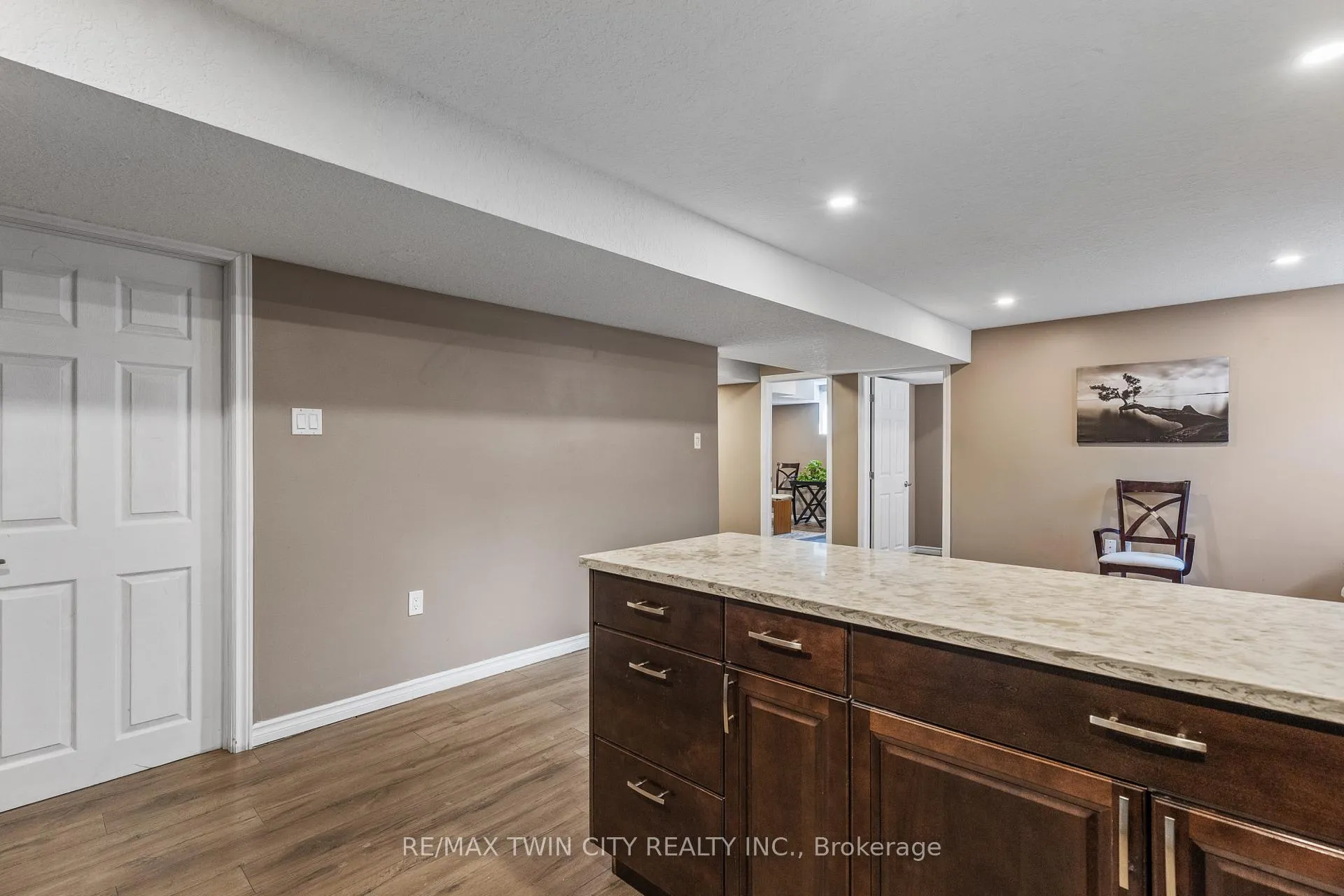 Photo 30 of 304 Falling Green Crescent, Kitchener — HOMEH