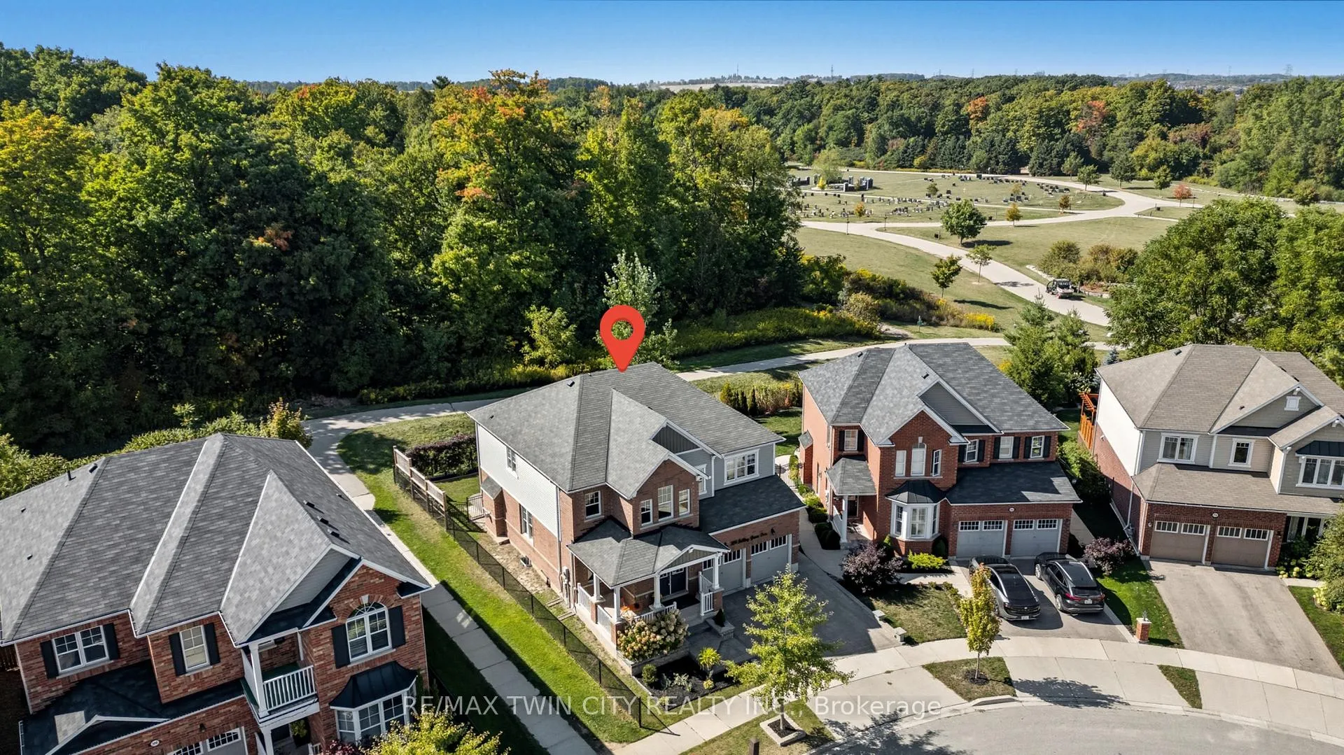 Photo 39 of 304 Falling Green Crescent, Kitchener — HOMEH