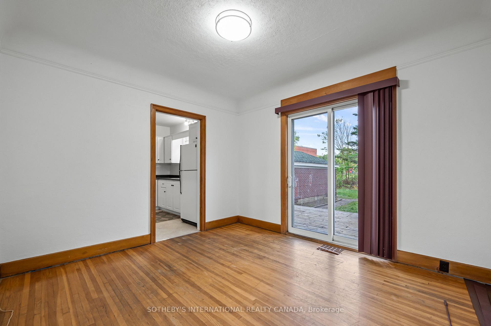 Photo 12 of 185 Highland Road W, Kitchener — HOMEH