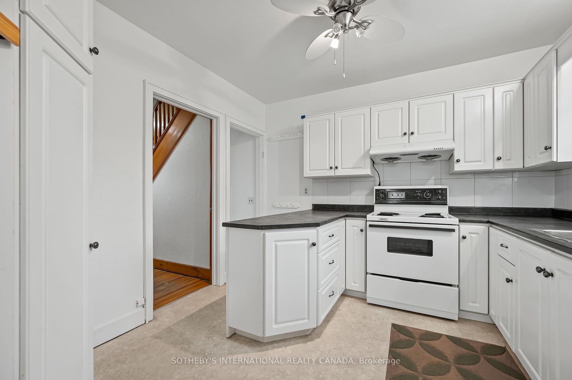 Photo 18 of 185 Highland Road W, Kitchener — HOMEH