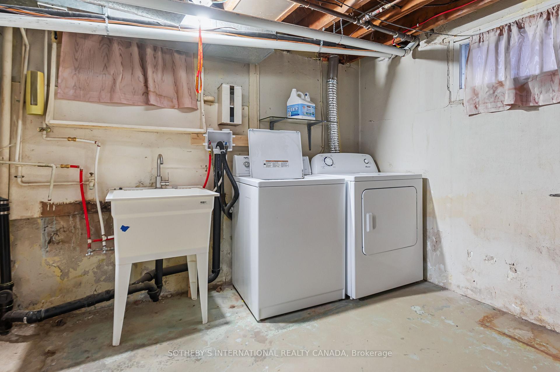 Photo 37 of 185 Highland Road W, Kitchener — HOMEH