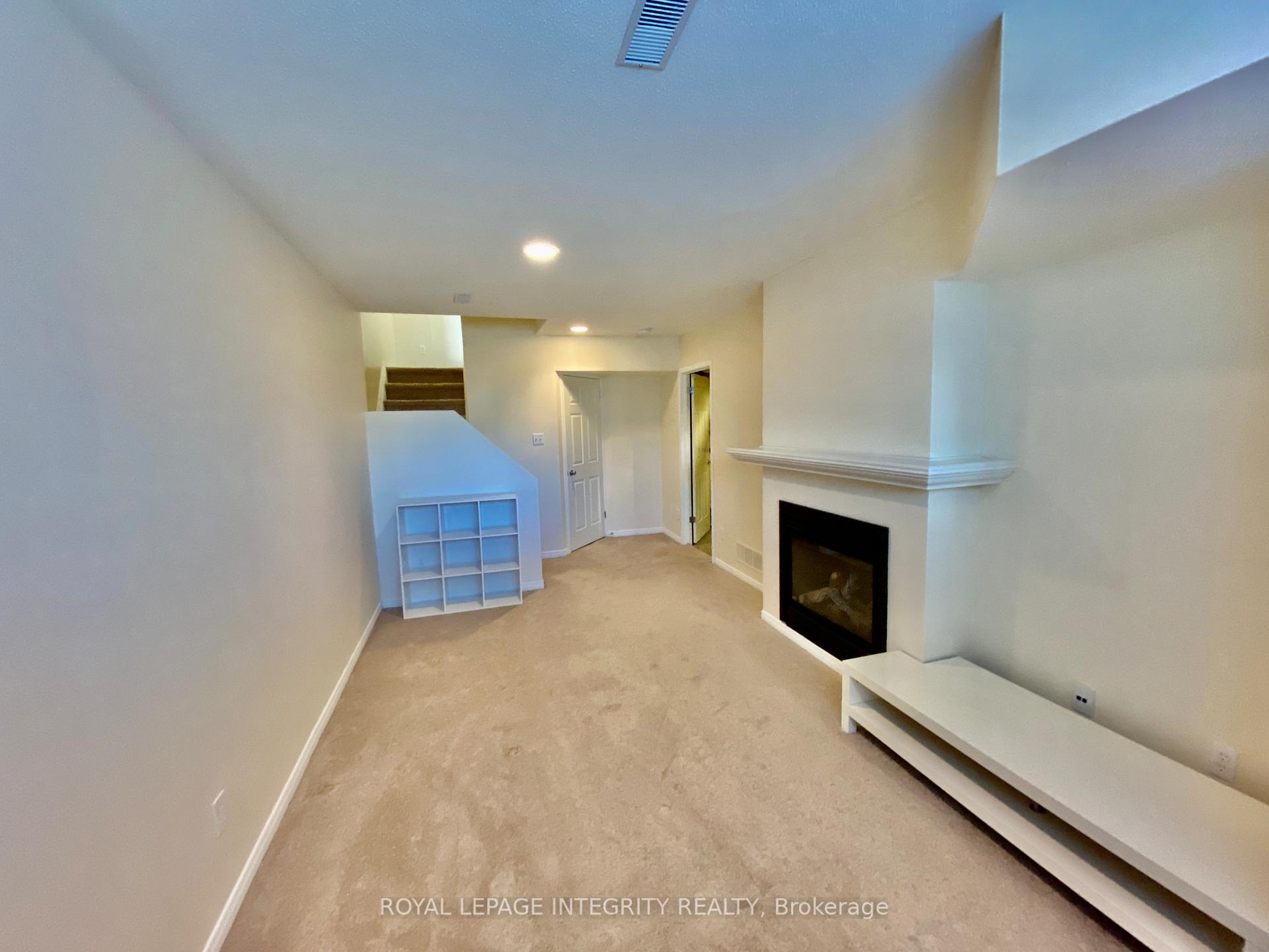 Photo 22 of 137 Freeport Drive, Ottawa, Kanata - Emerald Meadows/Trailwest — HOMEH
