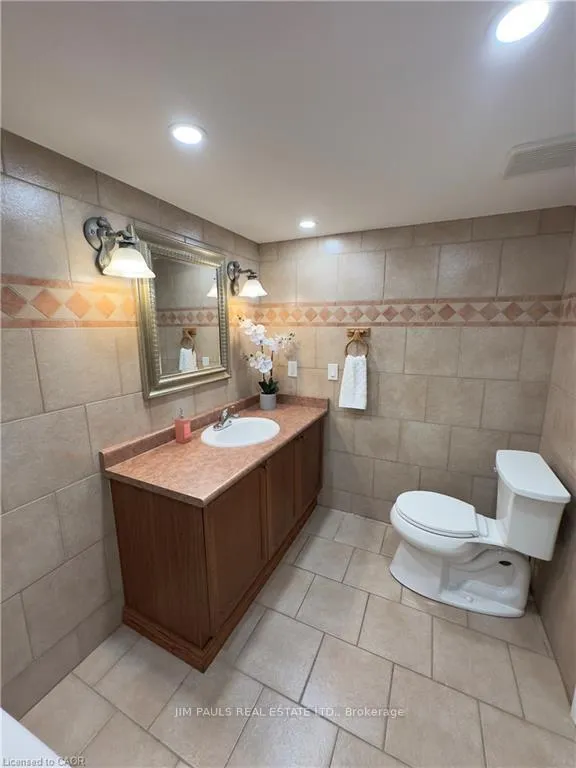Photo 25 of 232 Rodgers Road, Hamilton, Bartonville — HOMEH