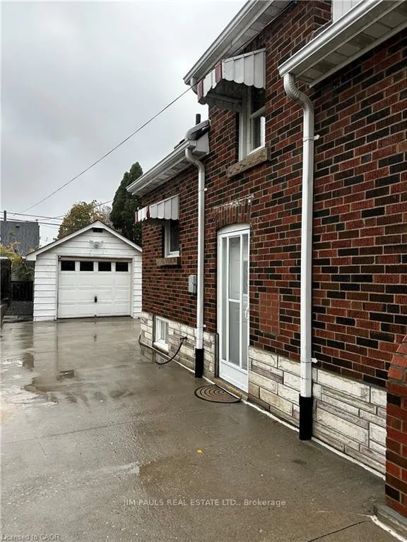 Photo 26 of 232 Rodgers Road, Hamilton, Bartonville — HOMEH
