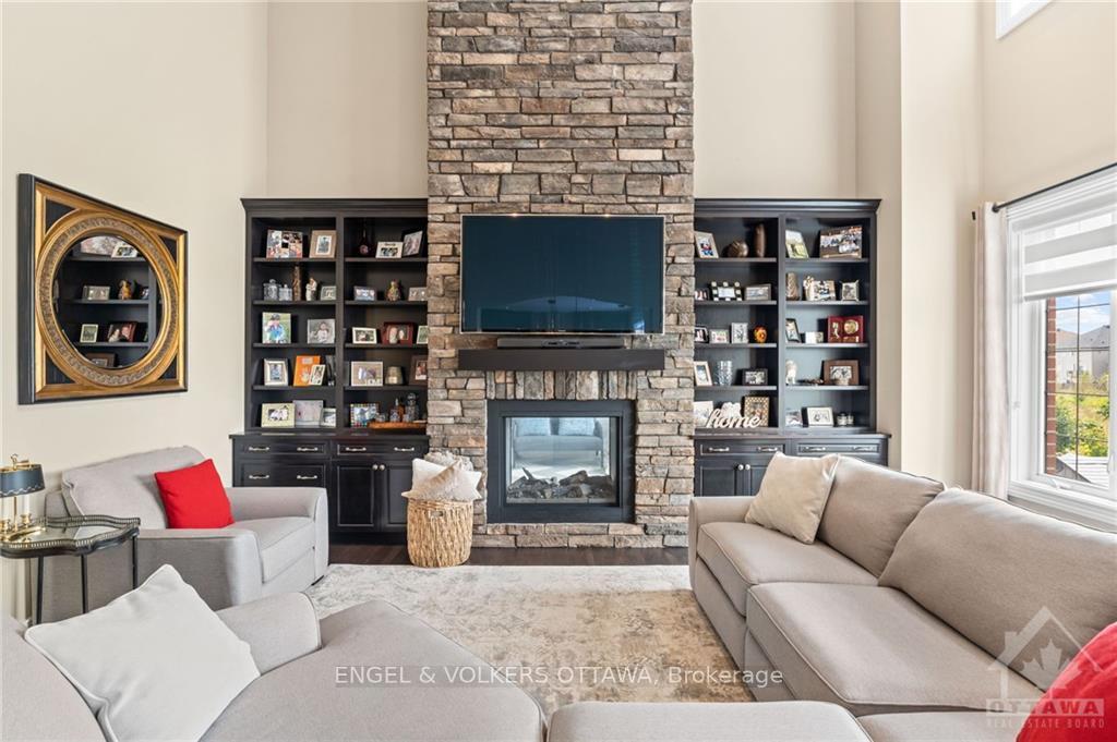 Photo 10 of 812 Percival Crescent, Ottawa, Mahogany Community — HOMEH