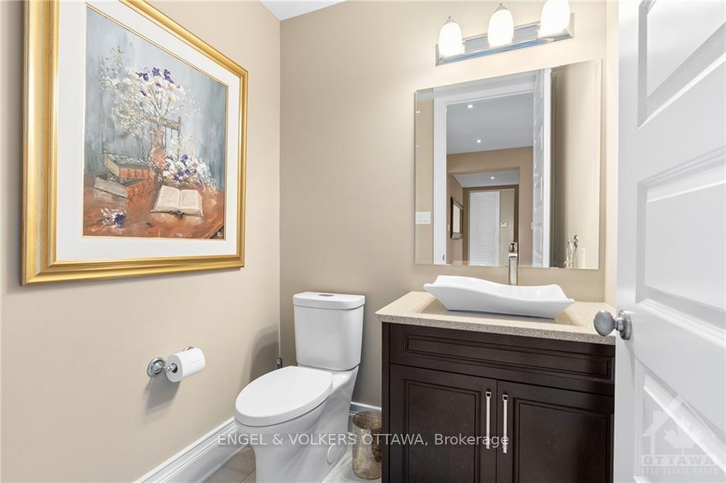 Photo 12 of 812 Percival Crescent, Ottawa, Mahogany Community — HOMEH