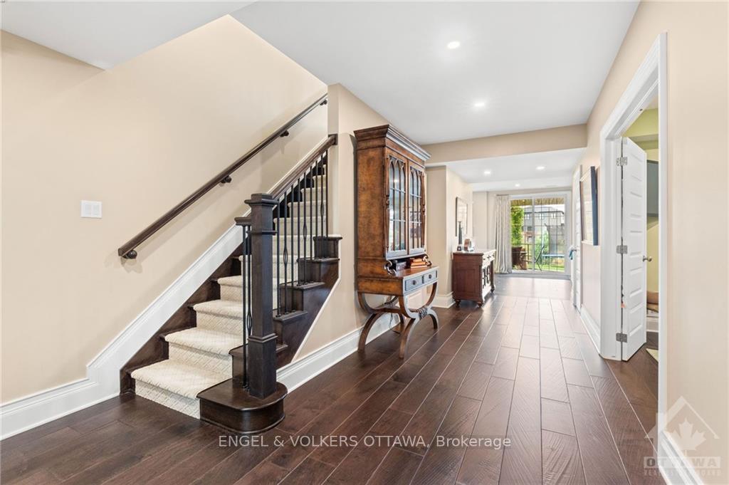 Photo 21 of 812 Percival Crescent, Ottawa, Mahogany Community — HOMEH