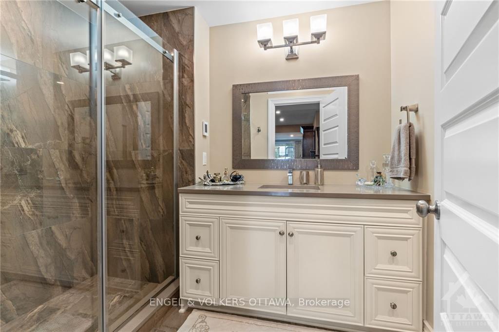 Photo 25 of 812 Percival Crescent, Ottawa, Mahogany Community — HOMEH