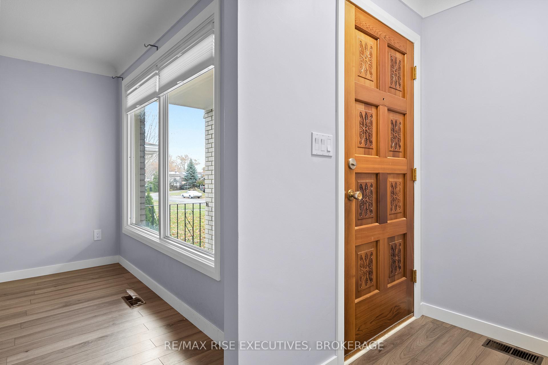 Photo 4 of 802 Haverhill Drive, Kingston, City Southwest — HOMEH
