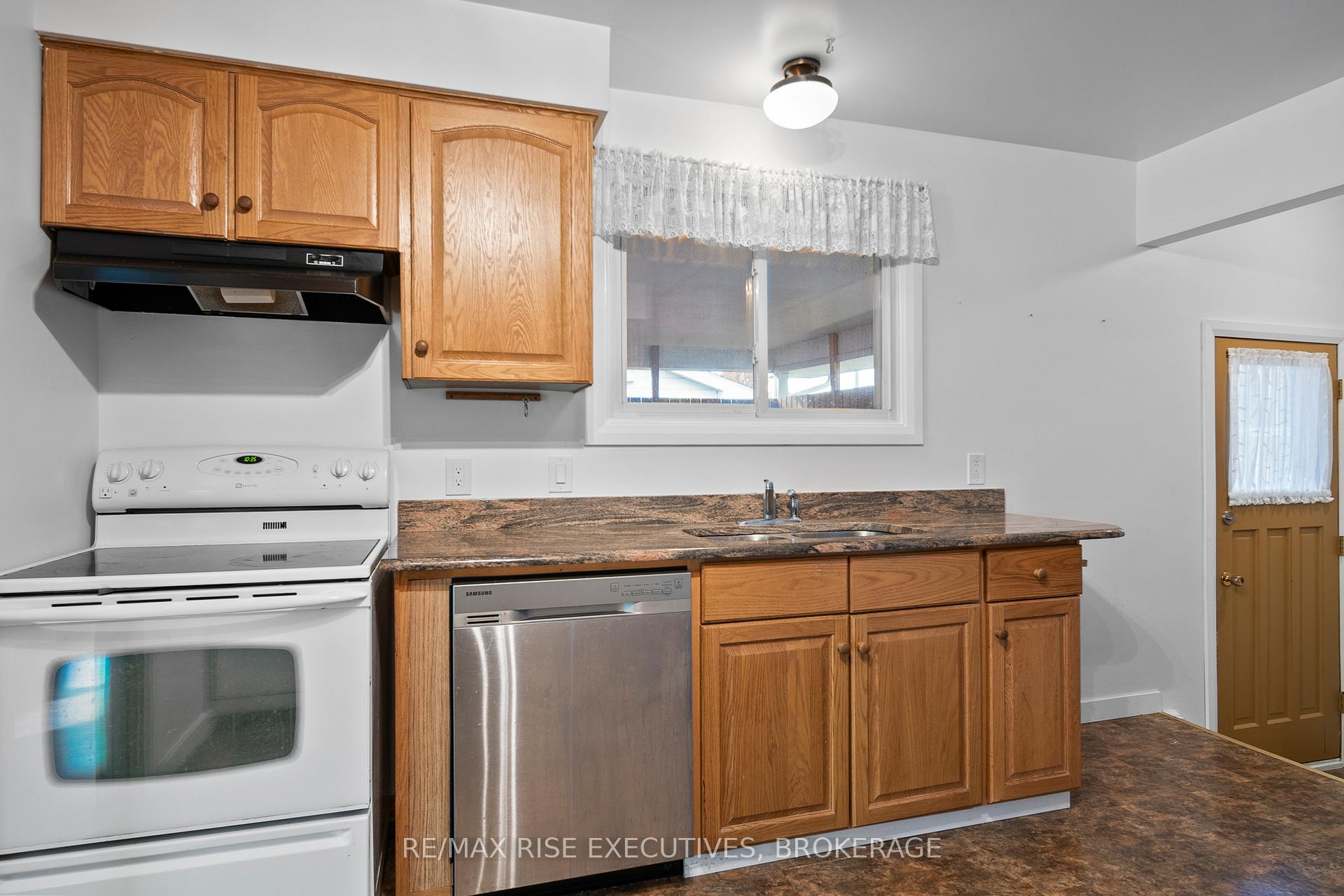 Photo 11 of 802 Haverhill Drive, Kingston, City Southwest — HOMEH