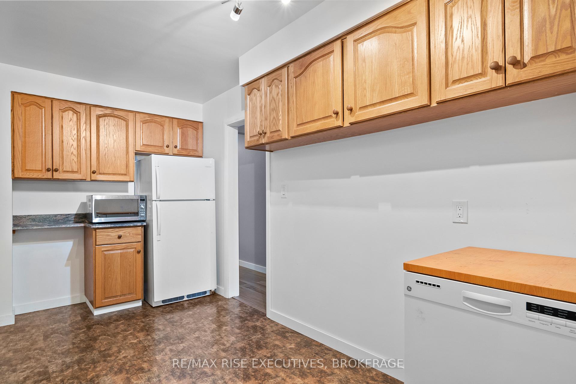 Photo 12 of 802 Haverhill Drive, Kingston, City Southwest — HOMEH