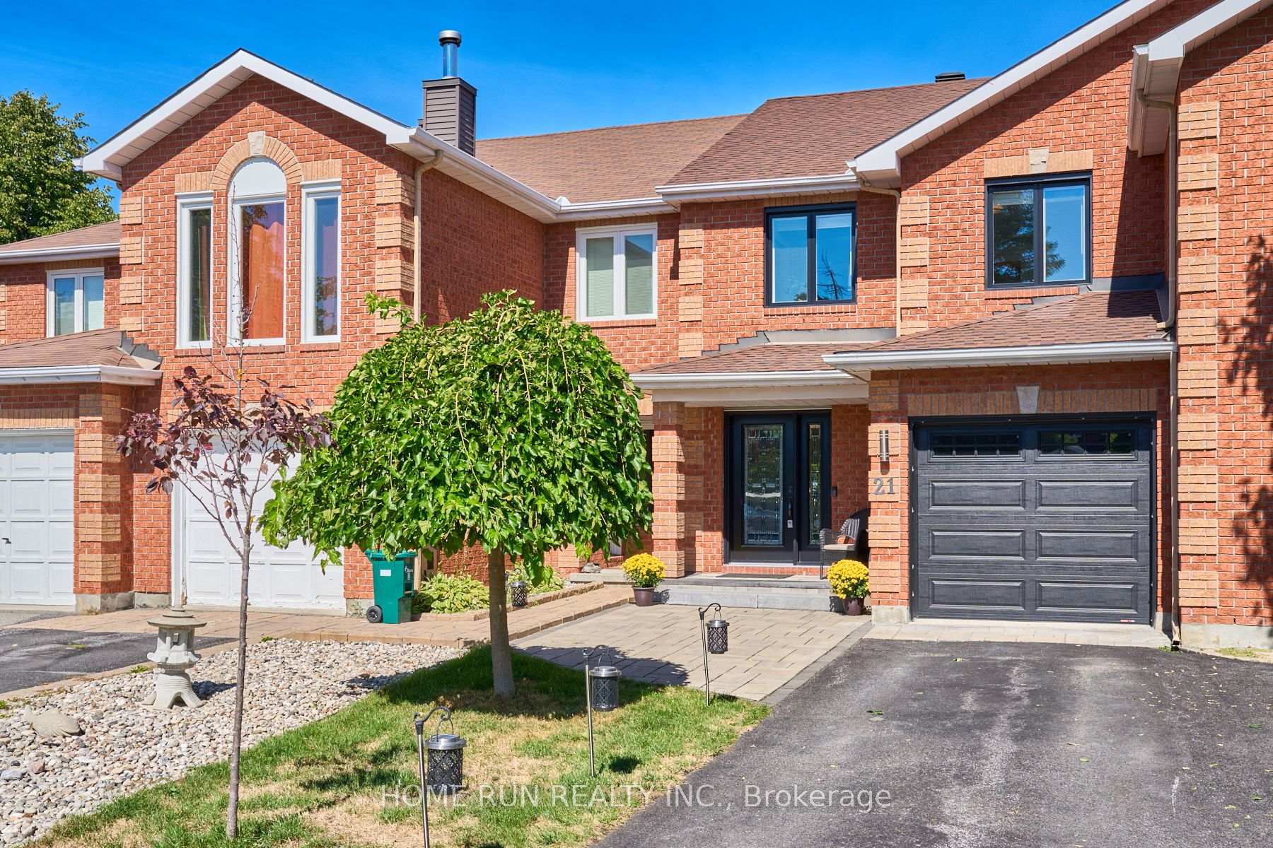 Photo 1 of 21 Longboat Court, Ottawa, Kanata - Kanata Lakes/Heritage Hills — HOMEH