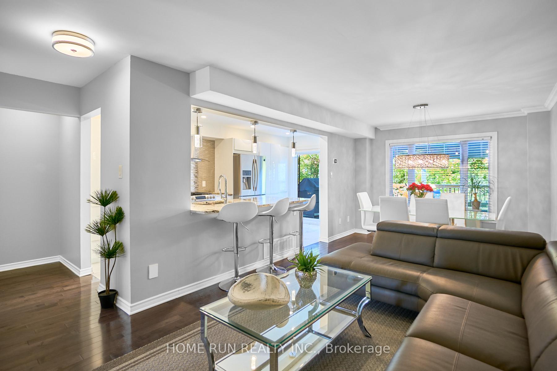 Photo 7 of 21 Longboat Court, Ottawa, Kanata - Kanata Lakes/Heritage Hills — HOMEH