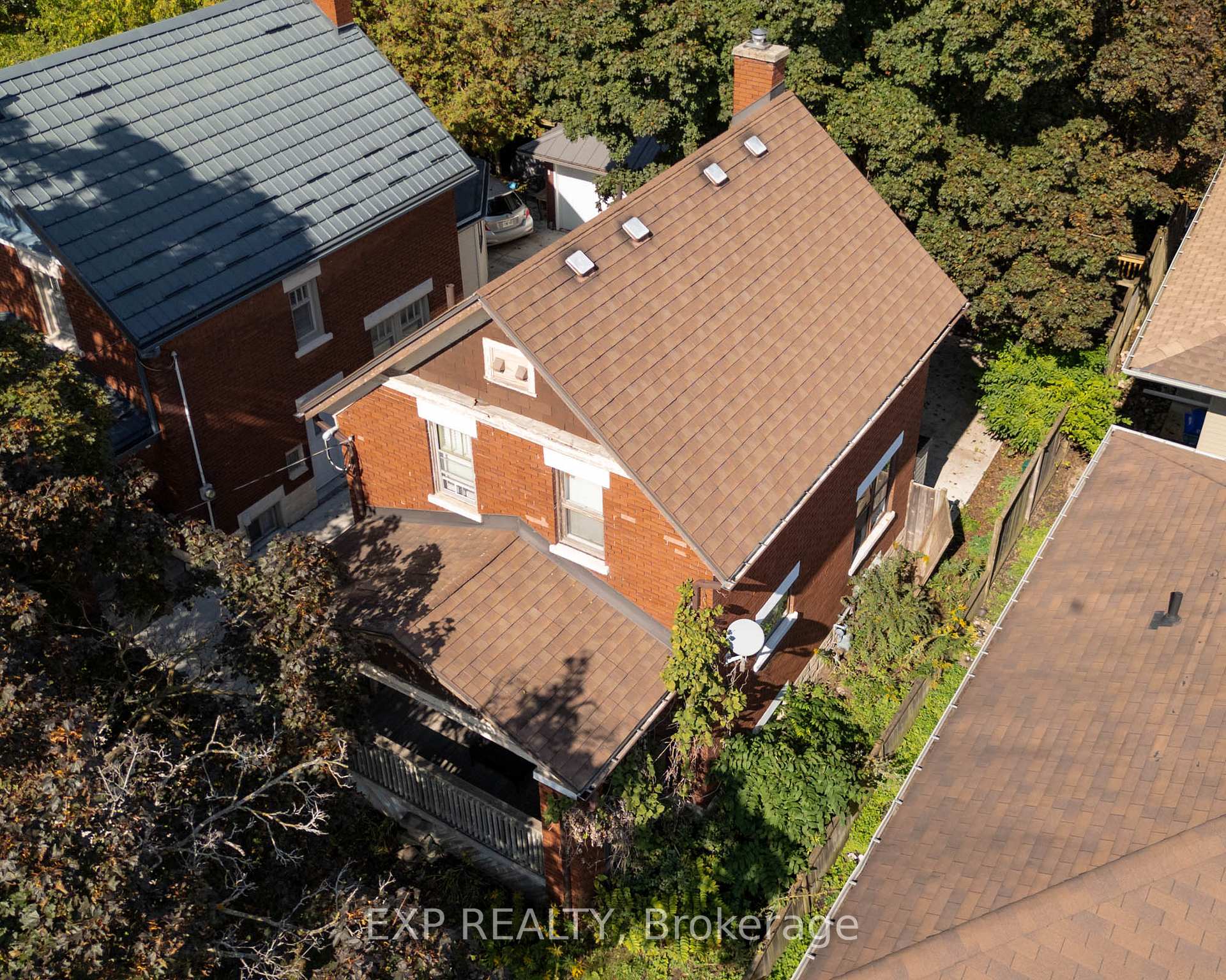 Front of 50 Walnut Street
