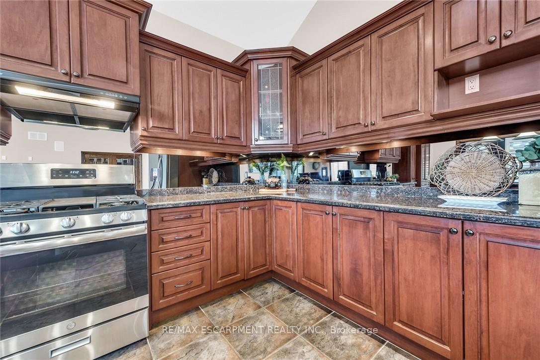 Photo 13 of 117 Christopher Drive, Hamilton, Kennedy — HOMEH