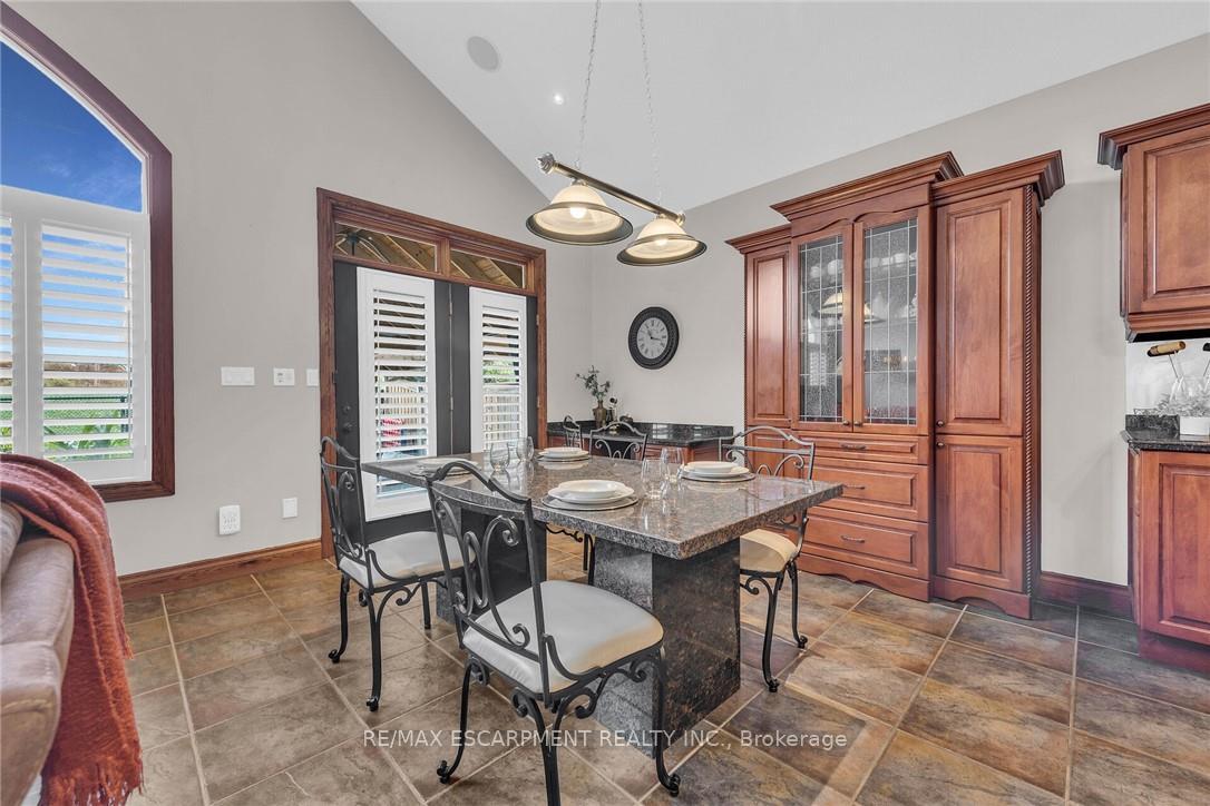 Photo 14 of 117 Christopher Drive, Hamilton, Kennedy — HOMEH