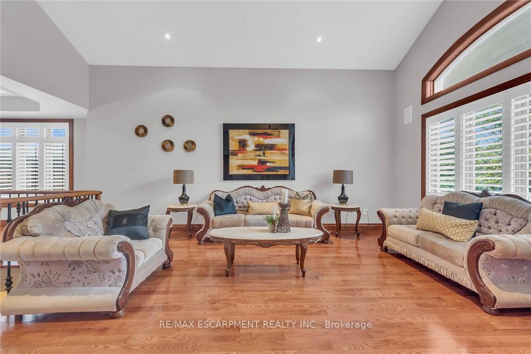 Photo 18 of 117 Christopher Drive, Hamilton, Kennedy — HOMEH