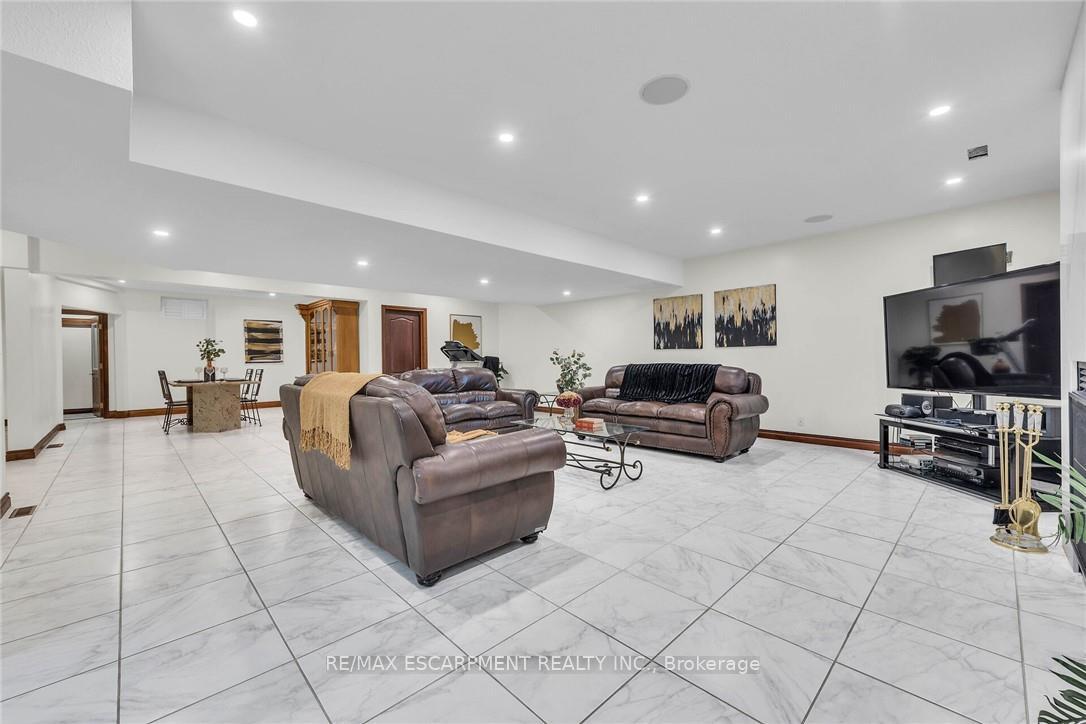 Photo 33 of 117 Christopher Drive, Hamilton, Kennedy — HOMEH