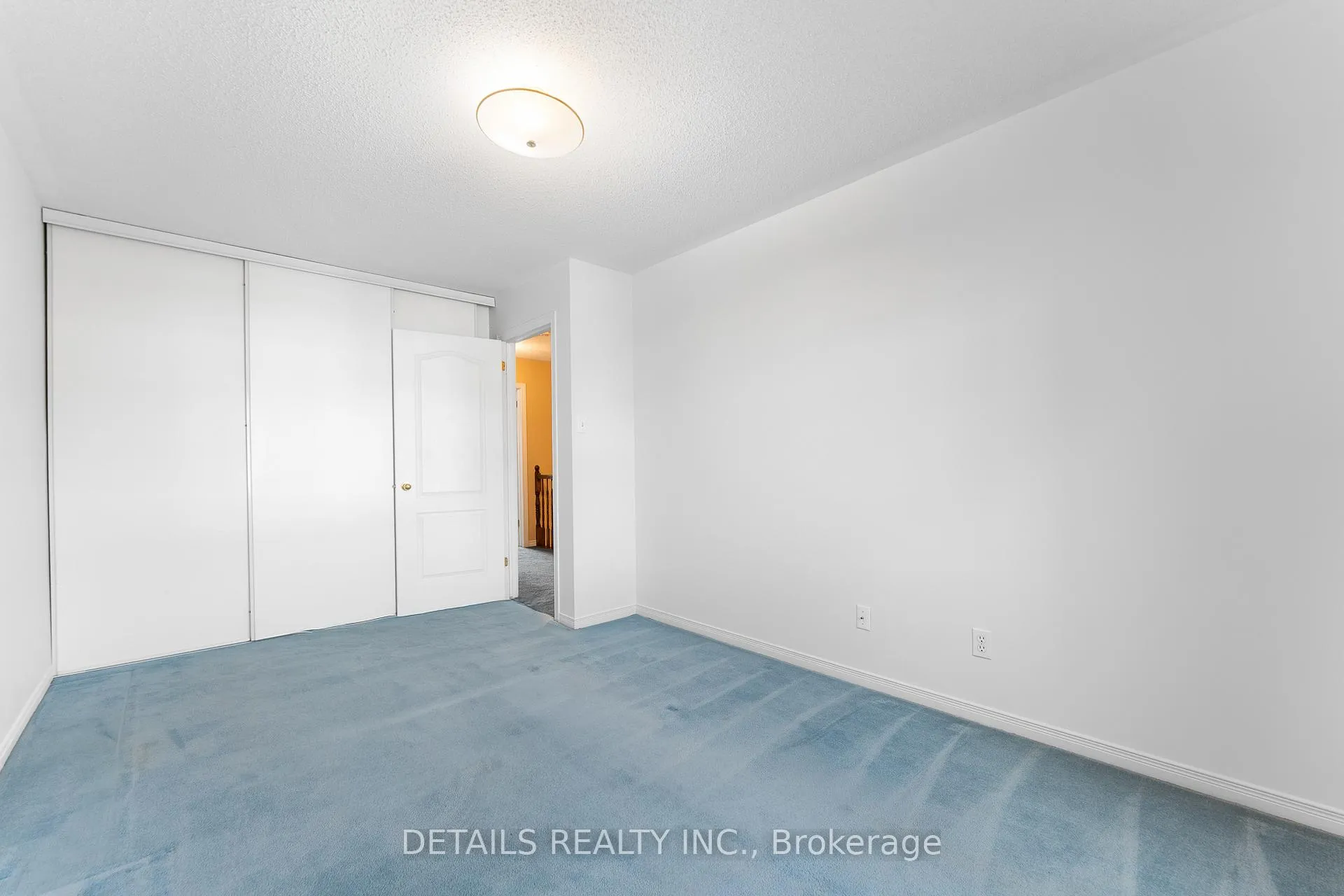 Photo 26 of 32 Crownridge Drive, Ottawa, Kanata - Emerald Meadows/Trailwest — HOMEH