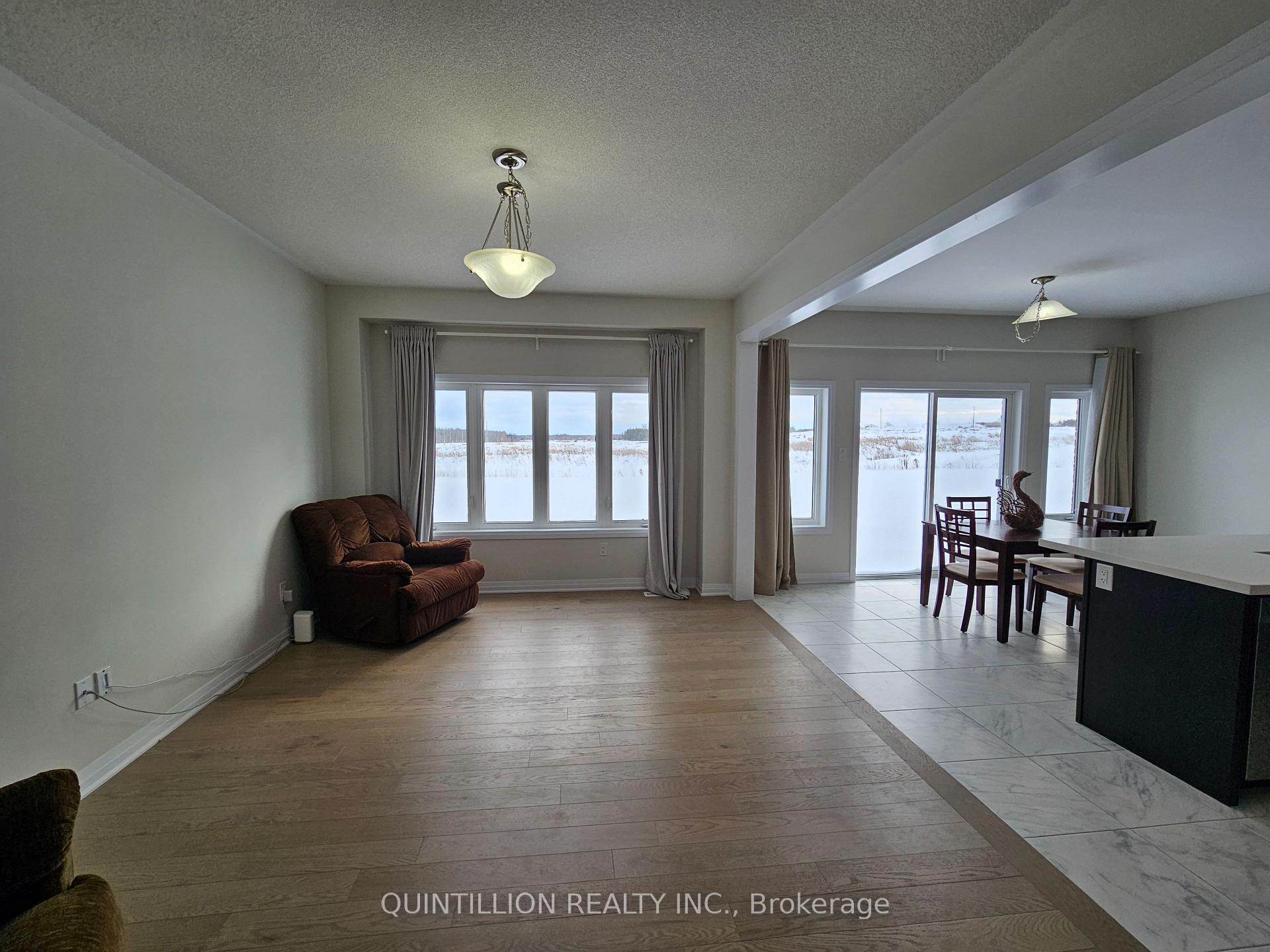 Photo 7 of 1289 Broderick Street, Innisfil, Rural Innisfil — HOMEH