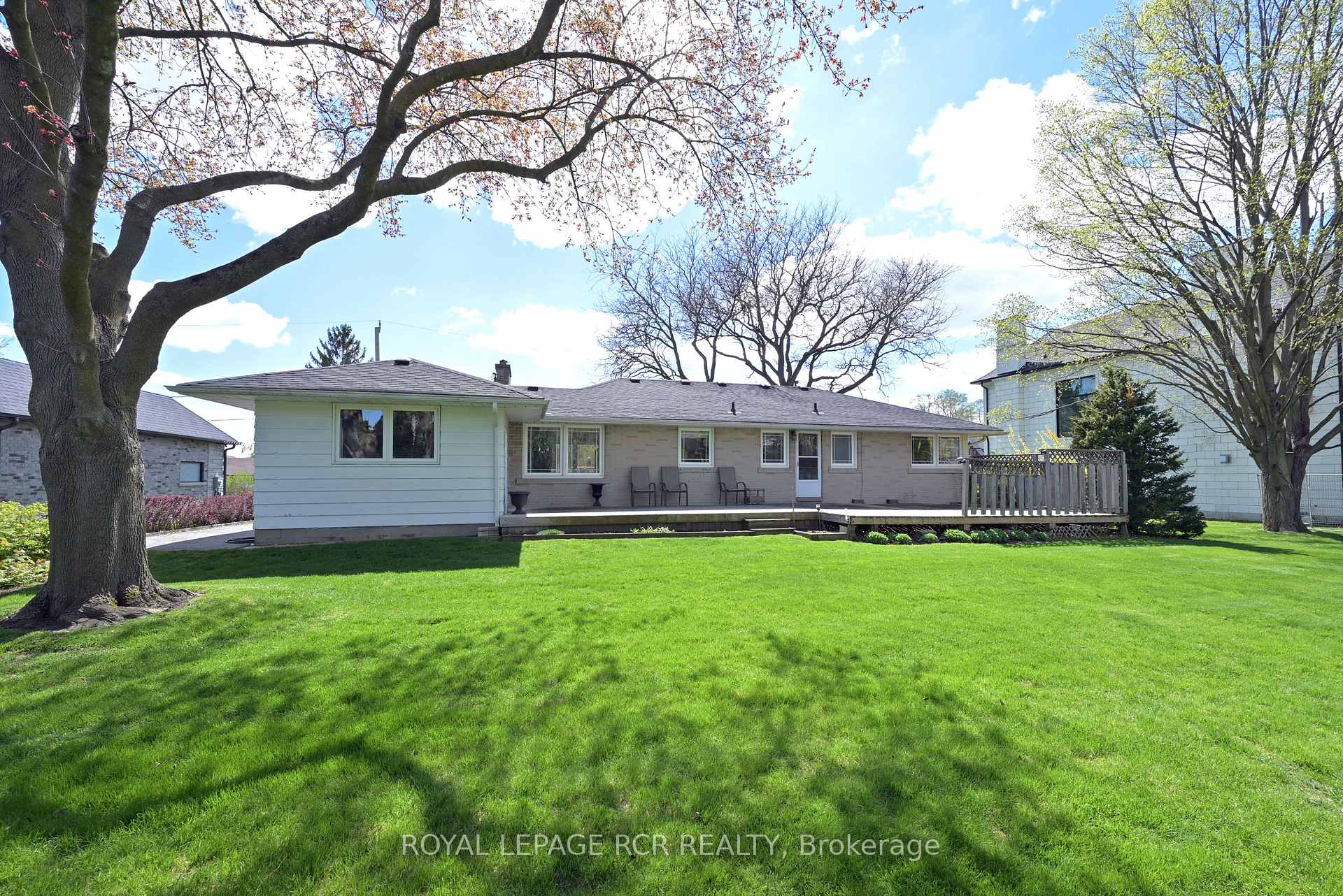 Photo 5 of 47 Elizabeth Drive, King, Nobleton — HOMEH