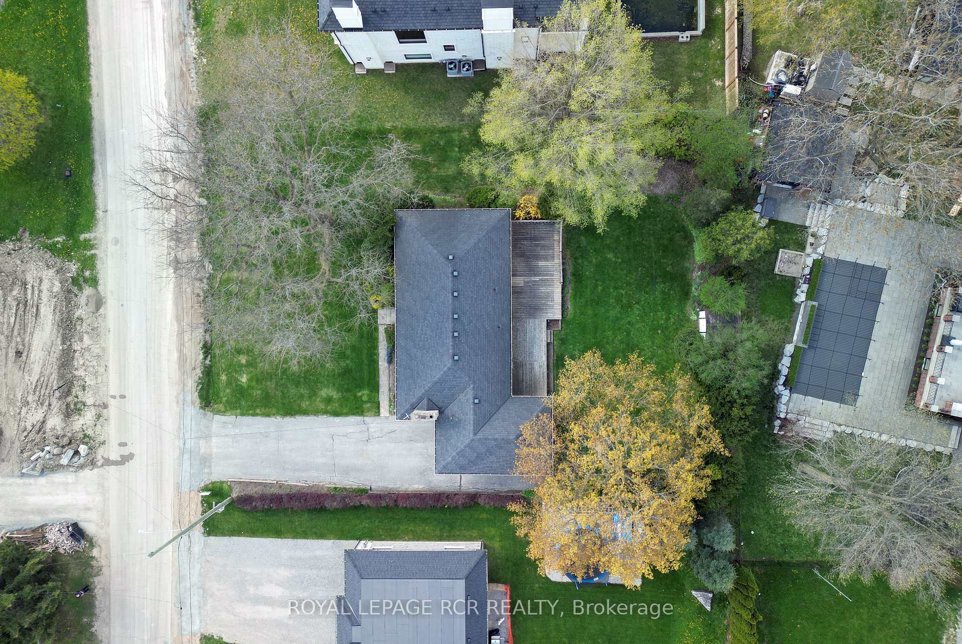 Photo 6 of 47 Elizabeth Drive, King, Nobleton — HOMEH