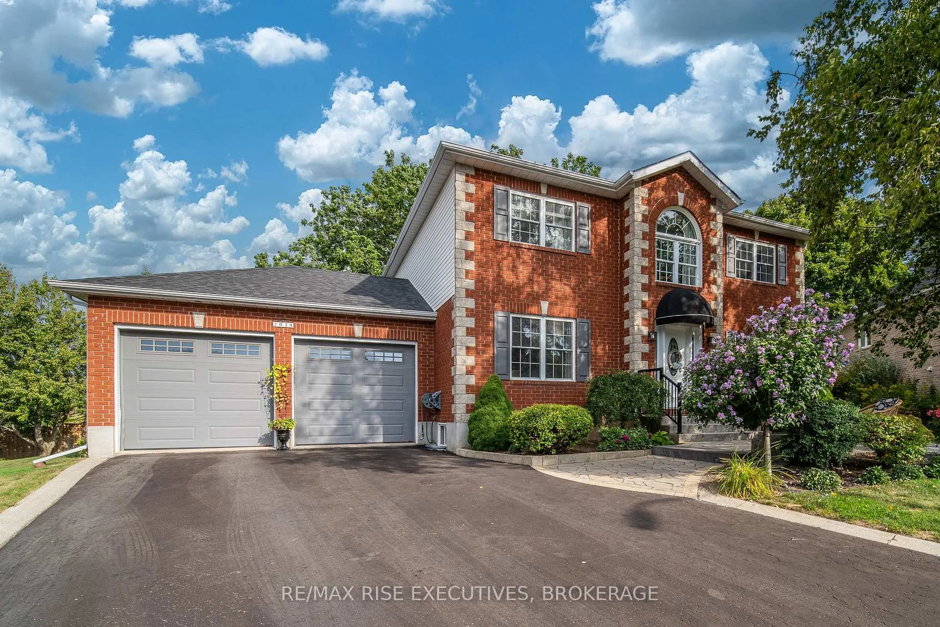 Photo 1 of 1039 Ryan Court, Kingston, North of Taylor-Kidd Blvd — HOMEH