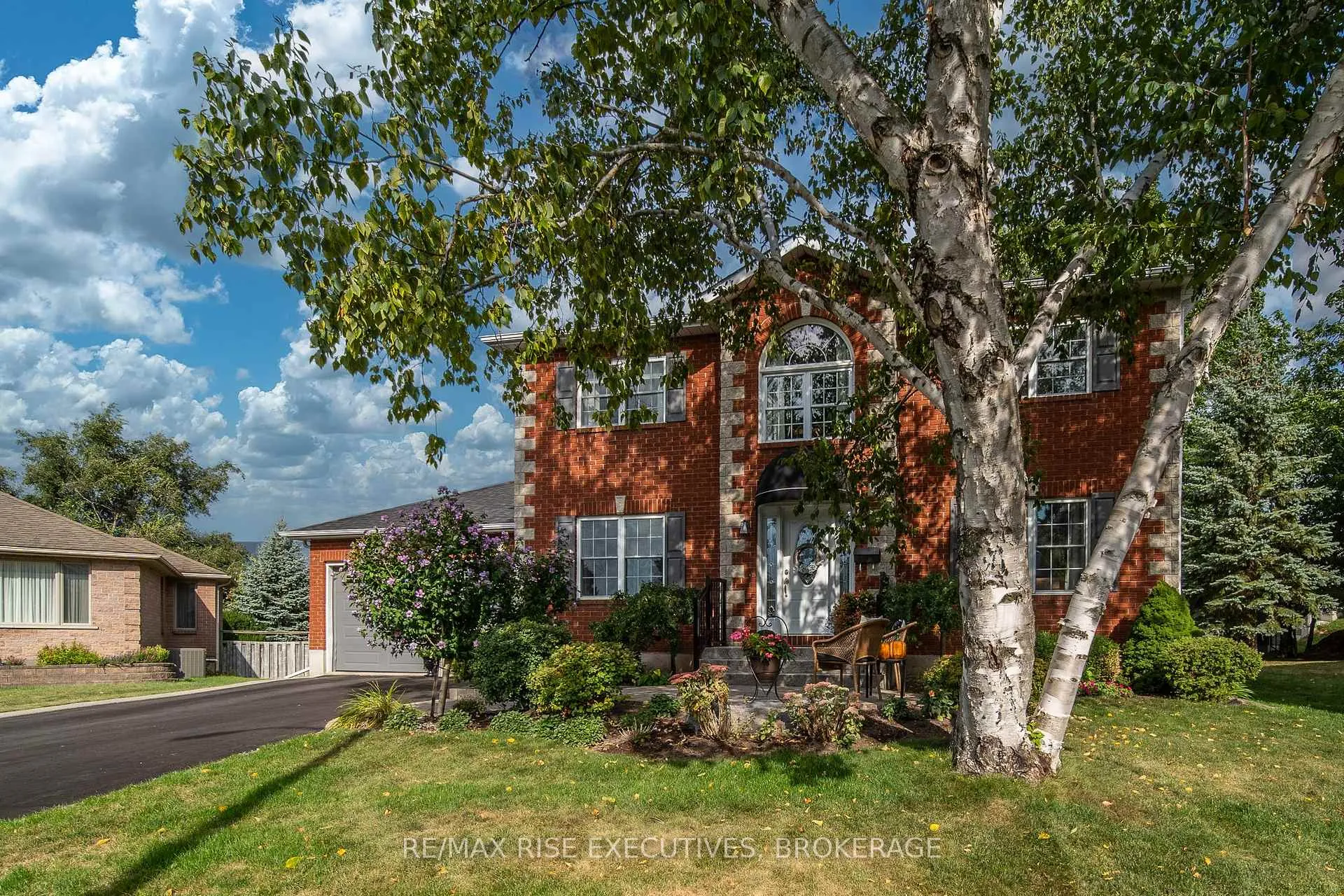 Photo 3 of 1039 Ryan Court, Kingston, North of Taylor-Kidd Blvd — HOMEH