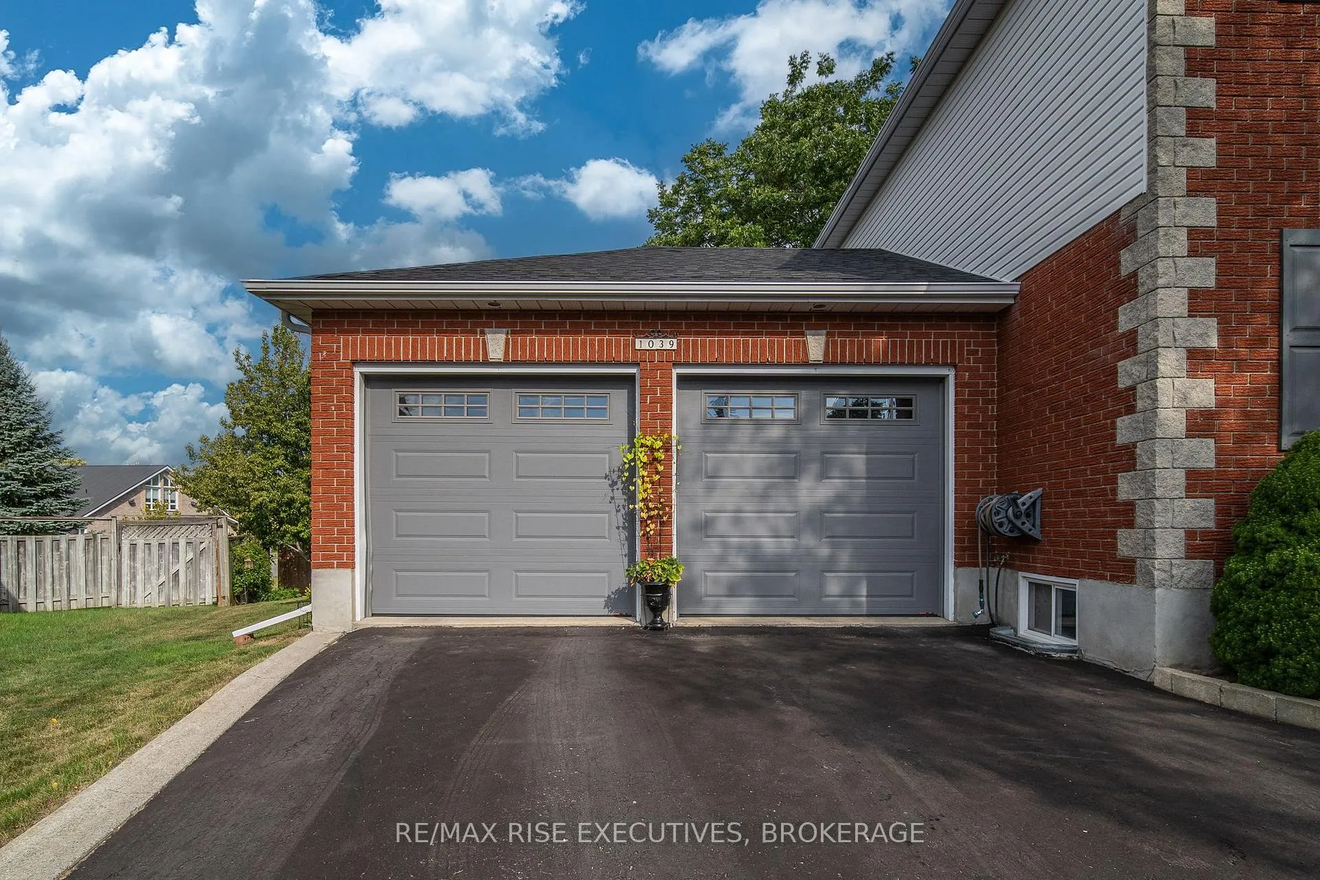 Photo 4 of 1039 Ryan Court, Kingston, North of Taylor-Kidd Blvd — HOMEH