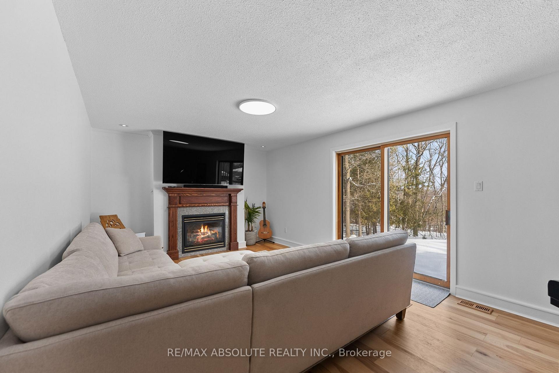 Photo 19 of 4 Rockwood Drive, McNab/Braeside, Mcnab/Braeside Twps — HOMEH